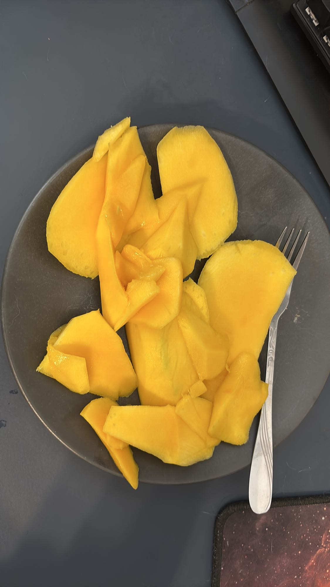 Нарезанное манго