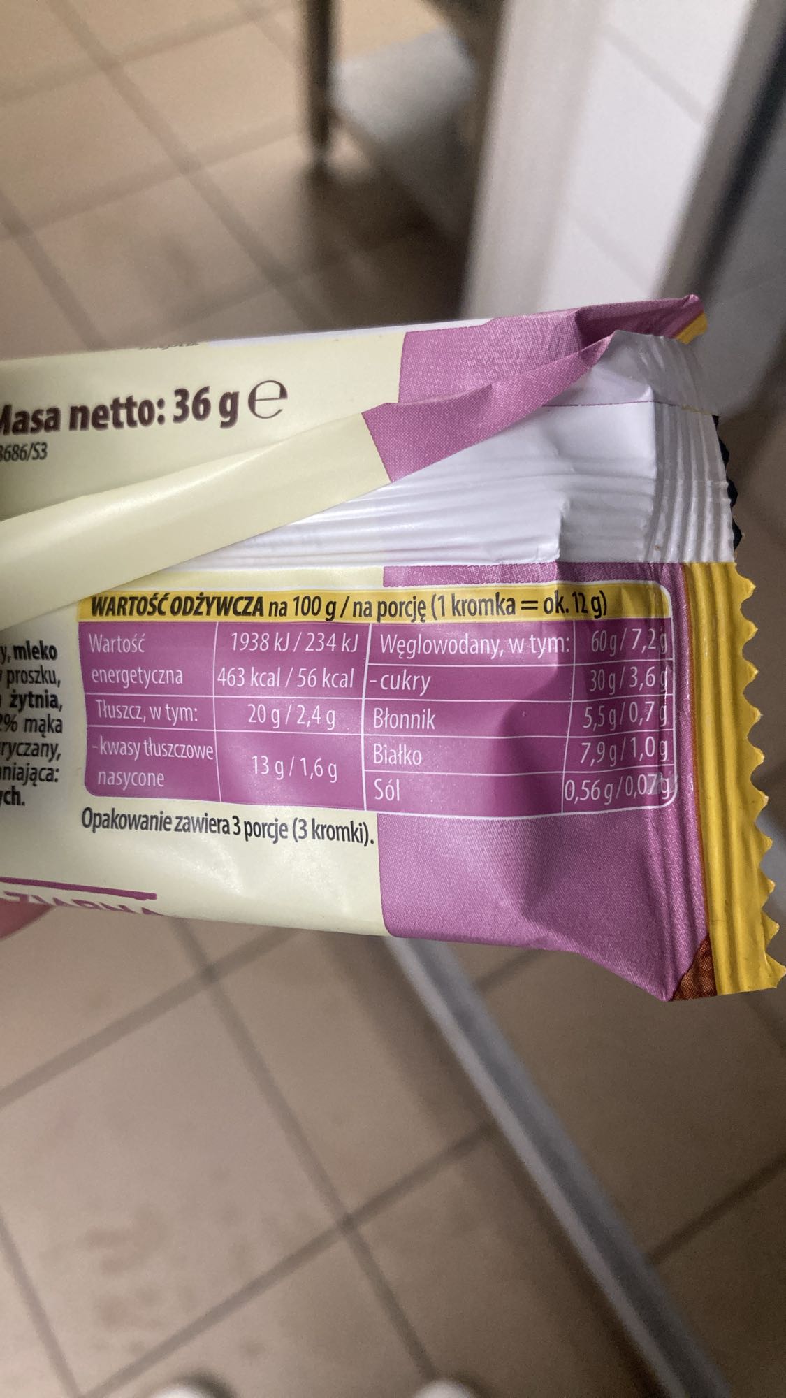 Sweet crispbread snack