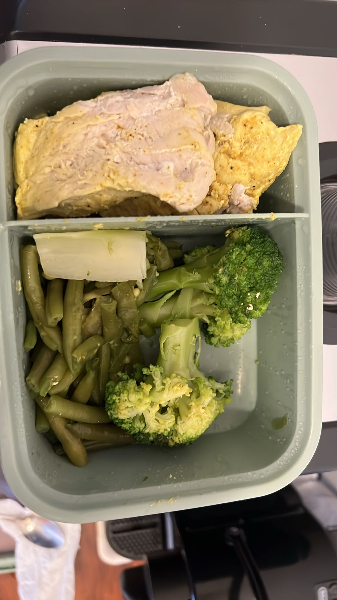 Tavuklu Sebze Kutusu