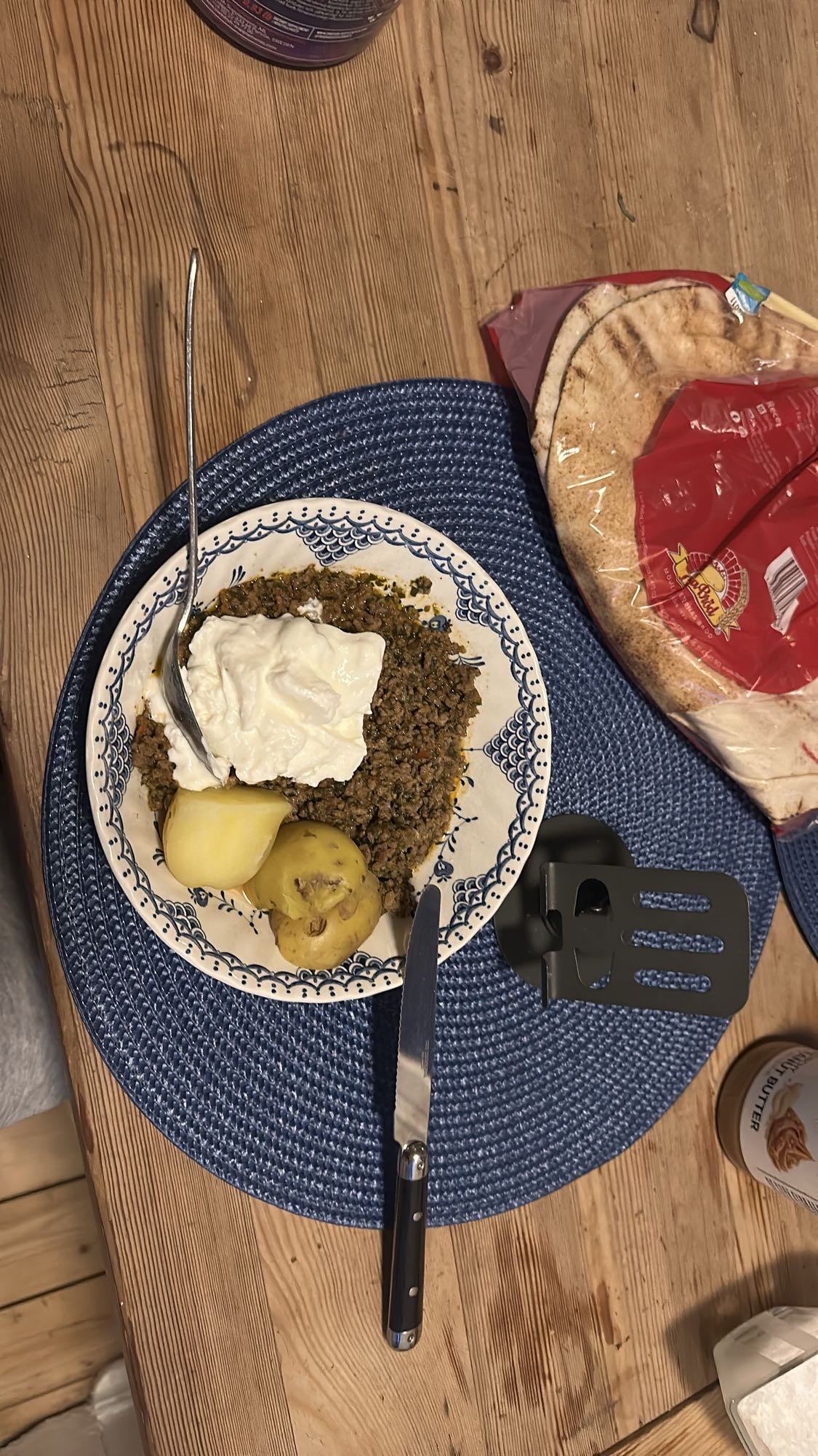 Köttfärs med potatis & bröd