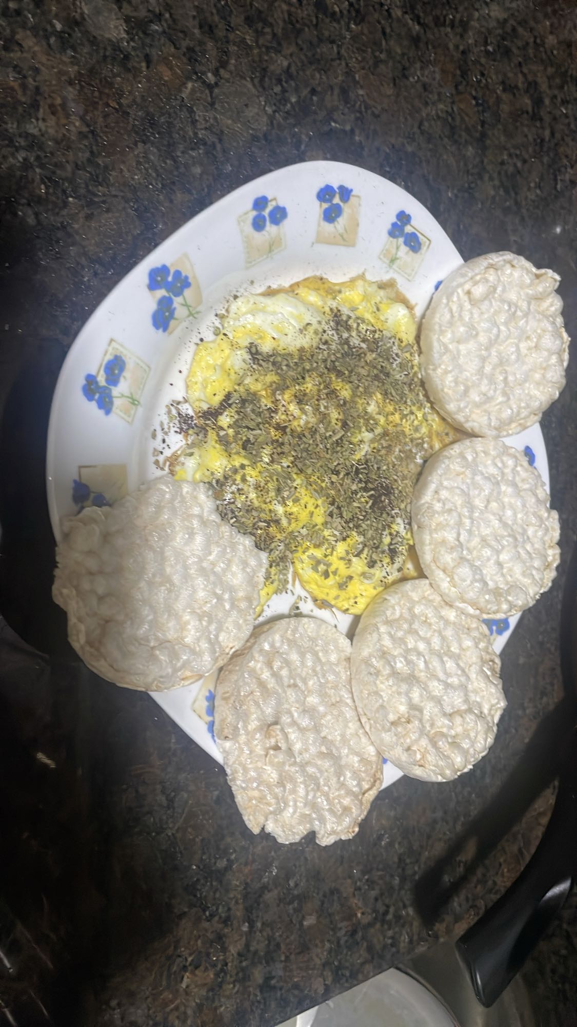 Eggs with rice cakes