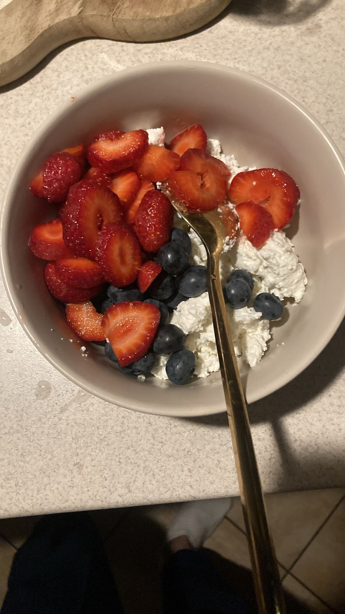 Cottage Cheese with Berries