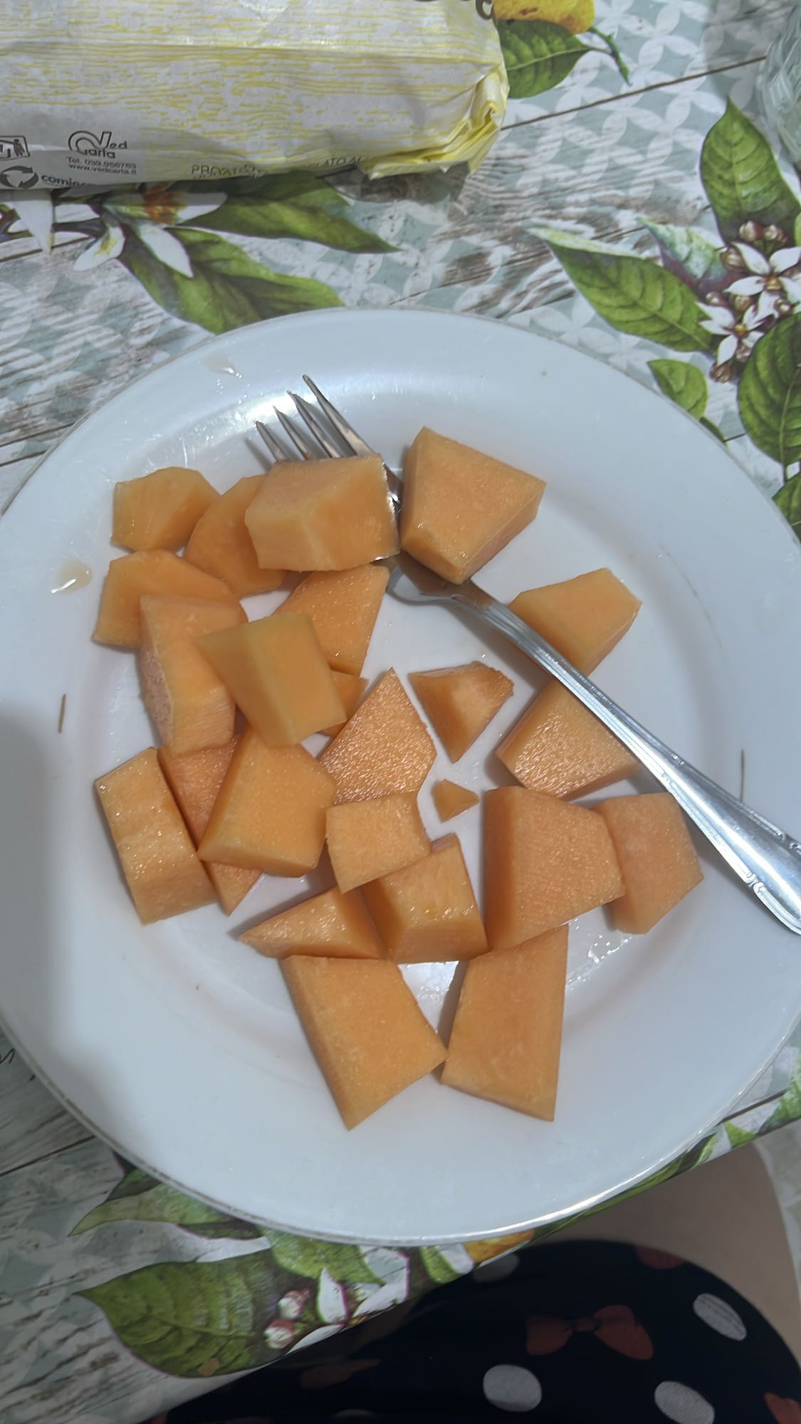 Cantaloupe cubes