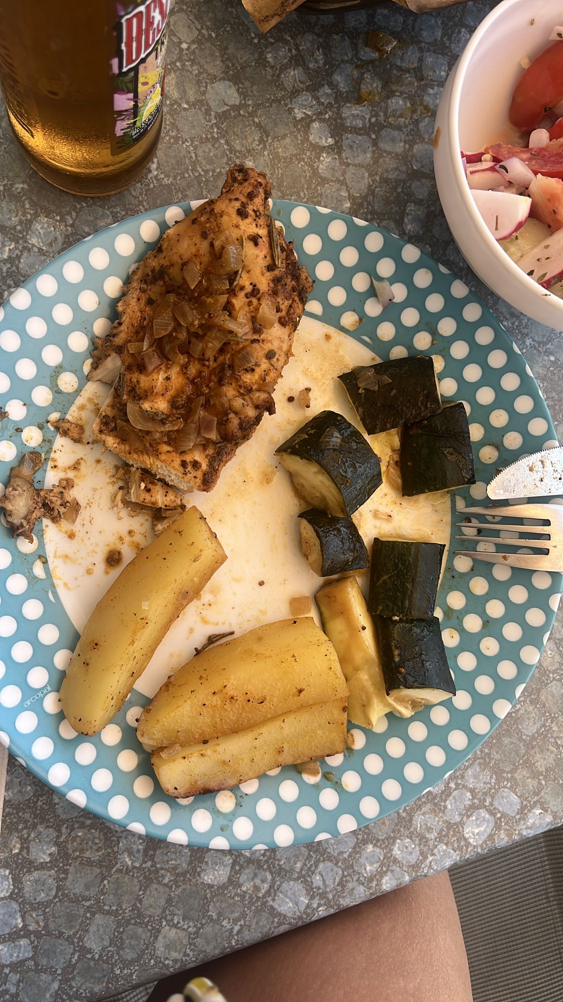 Poulet, courgette, pomme de terre