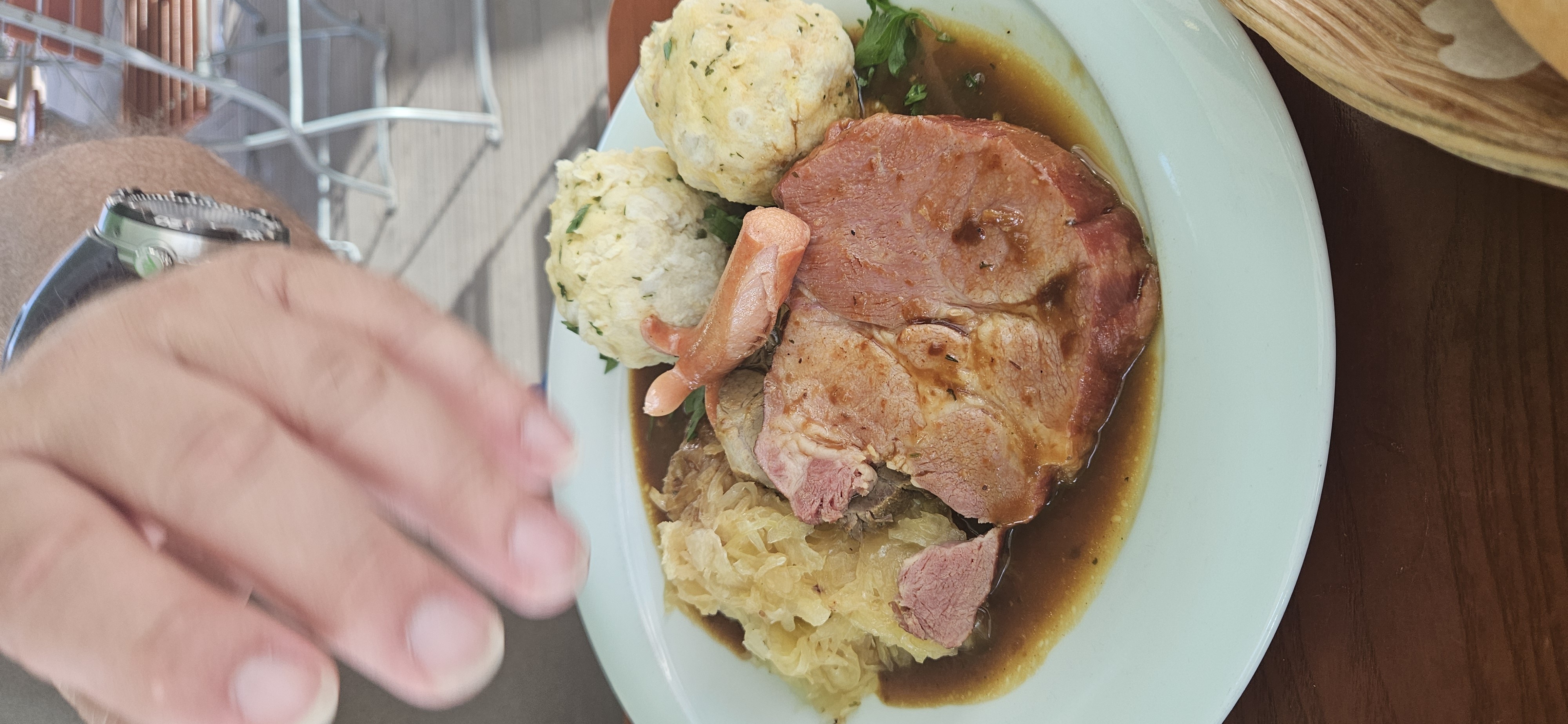 Schweinebraten mit Knödel