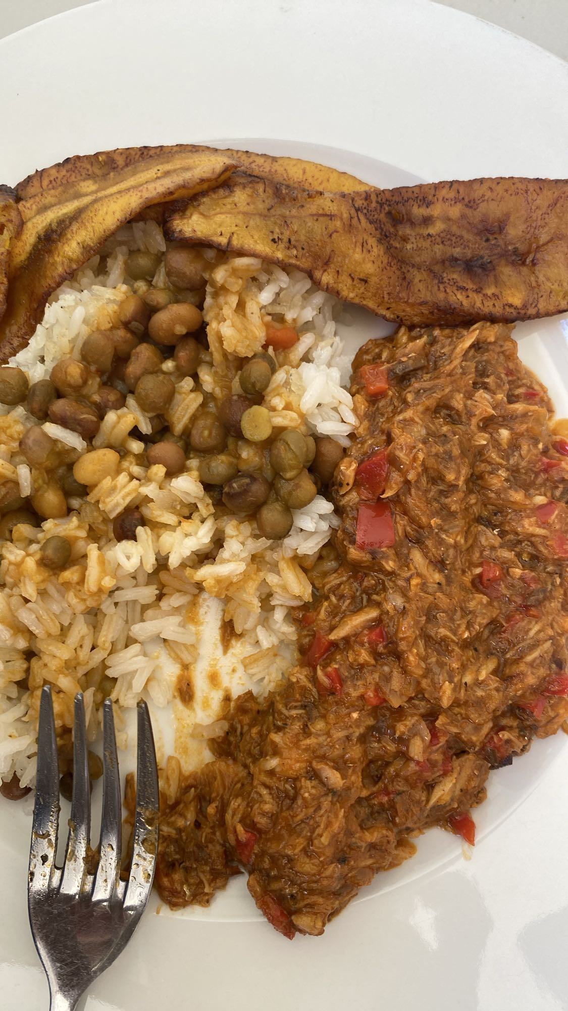 Arroz con lentejas y plátano