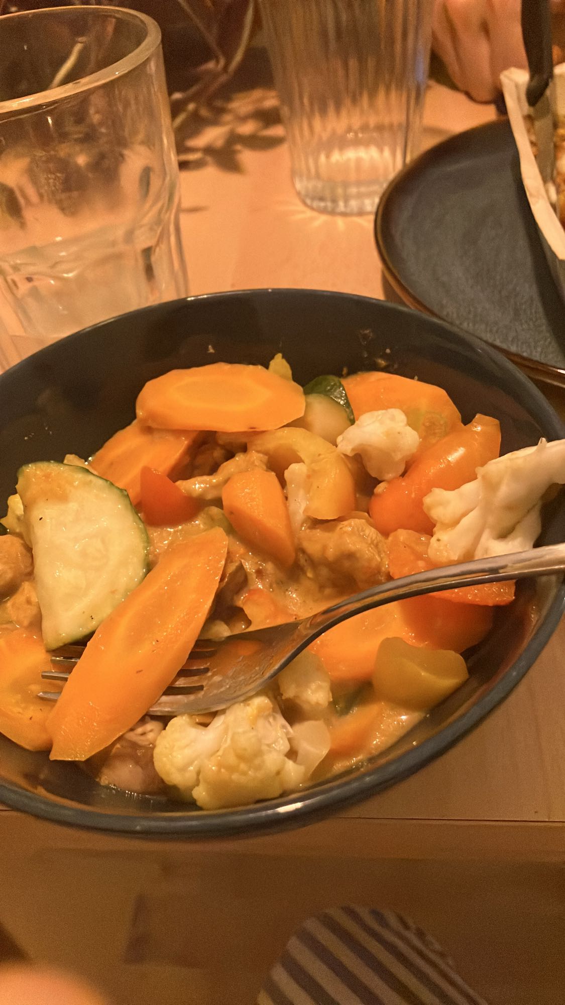 Ensopado de legumes e frango