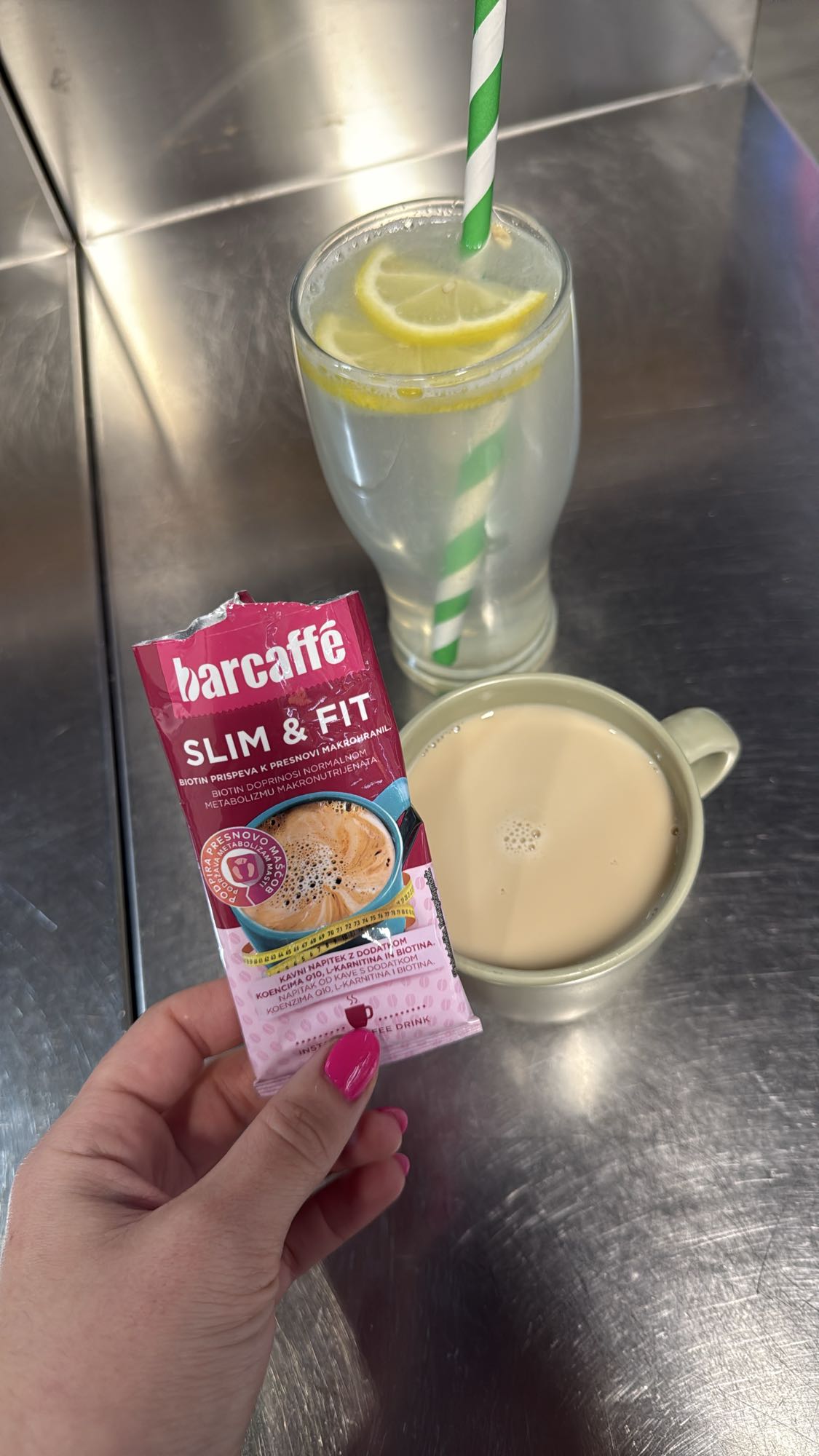 Slim & Fit Coffee with Lemon Water