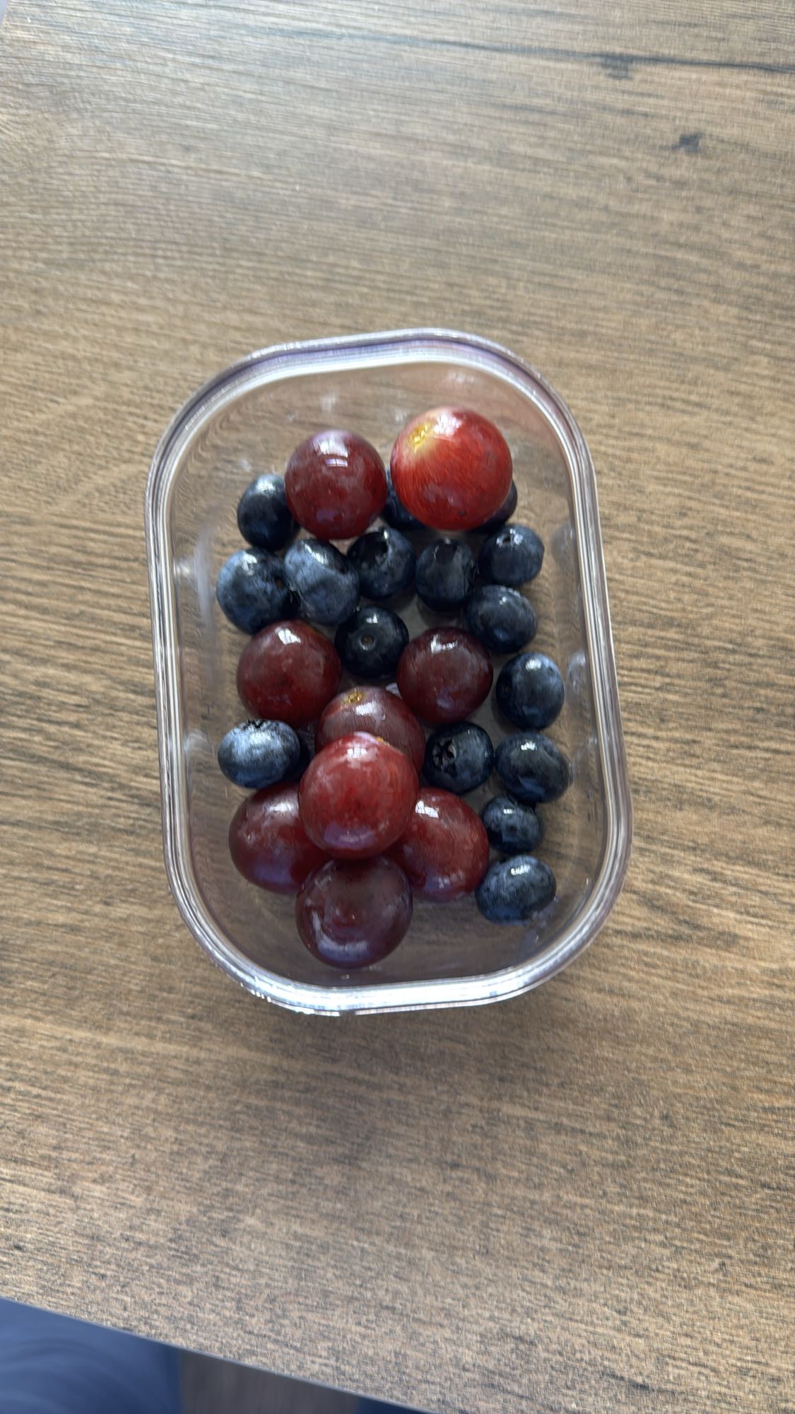 Druiven en bosbessen snack