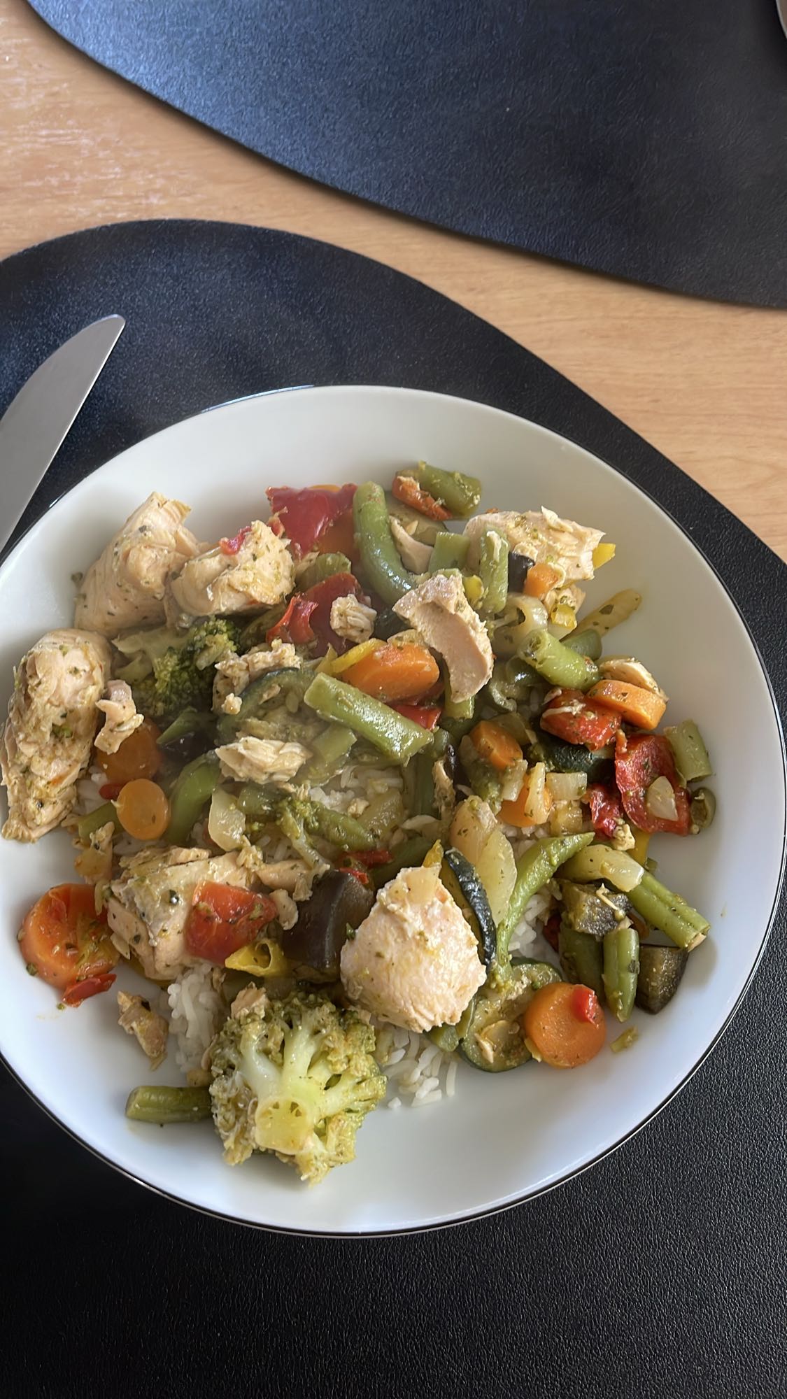 Kip met rijst en groenten