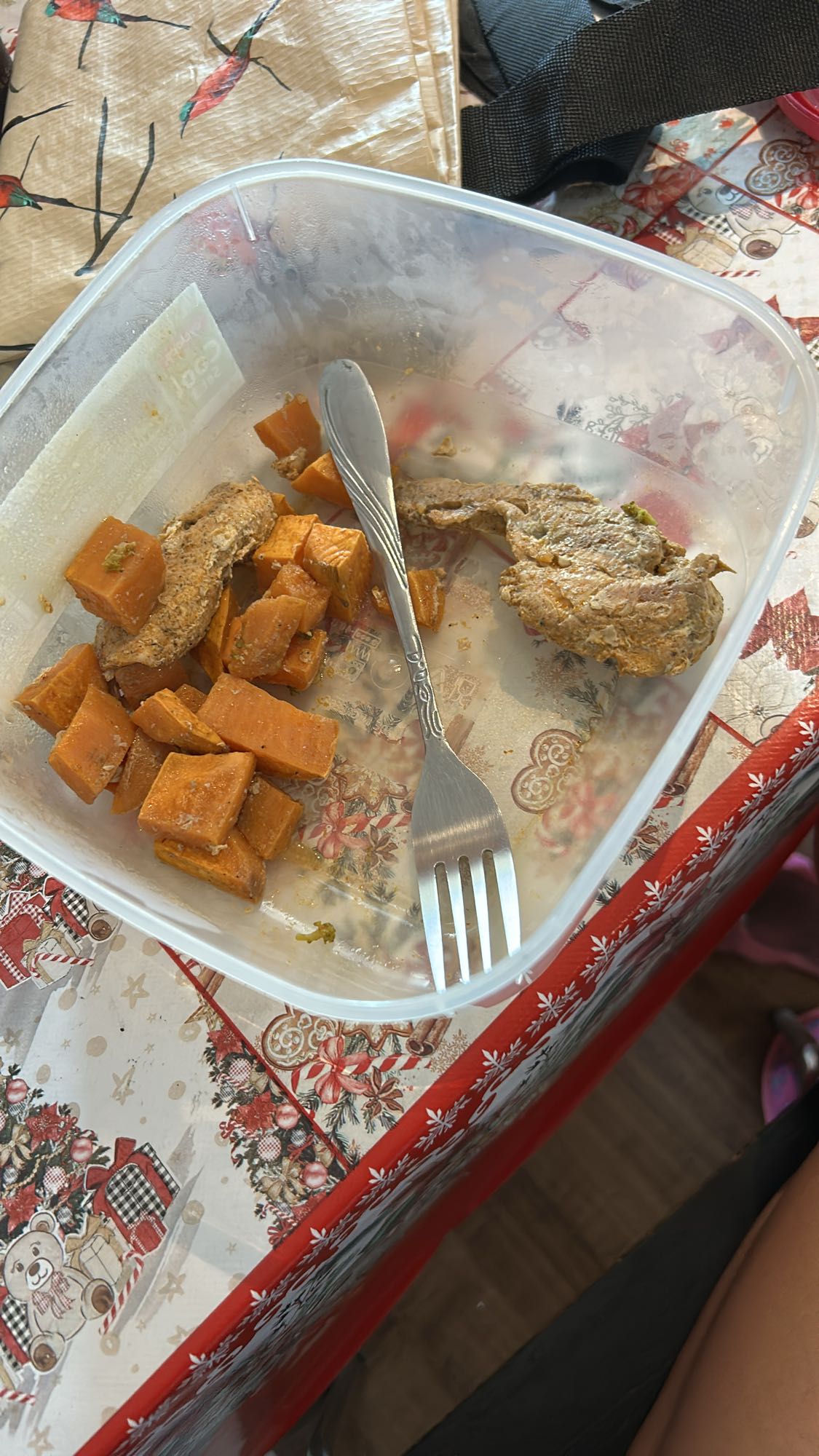 Cartofi dulci cu piept de pui la cuptor