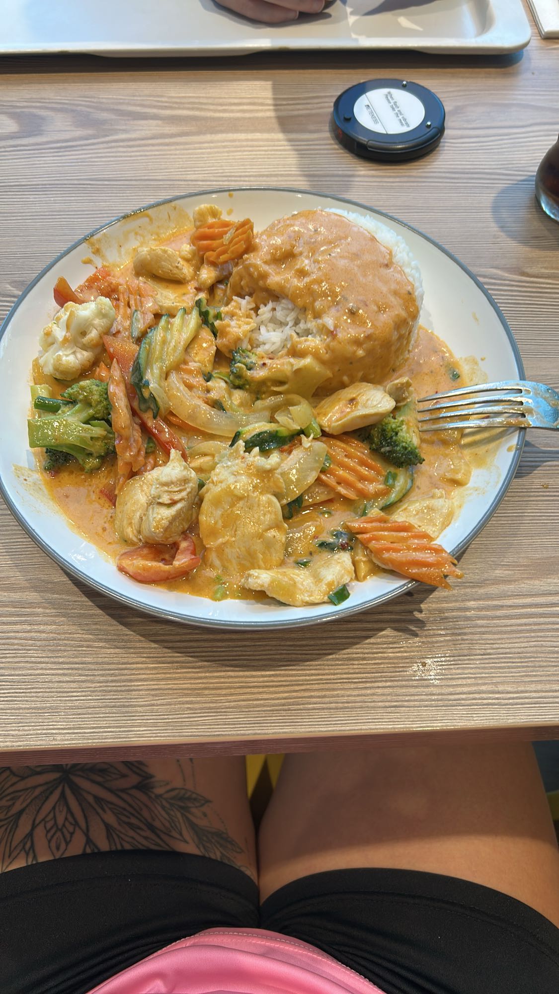 Kip curry met rijst en groenten