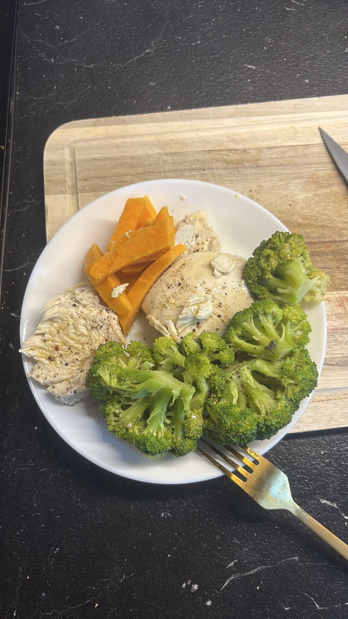 Kurczak z brokułami i batatem