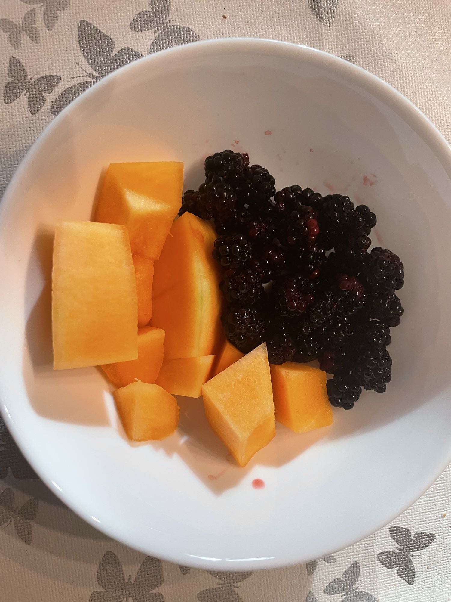 Cantaloupe en bramen salade