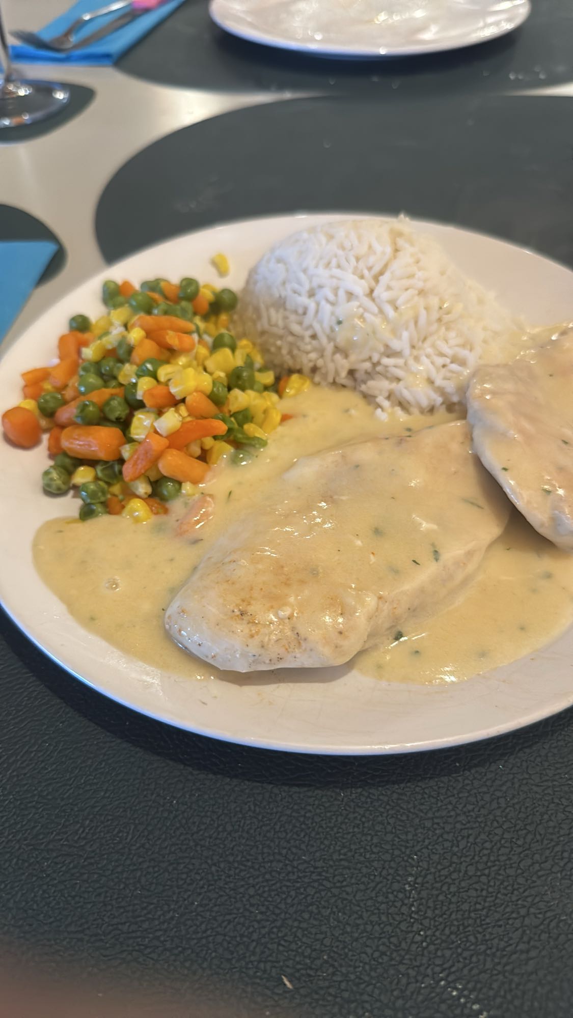 Kip met rijst en groenten