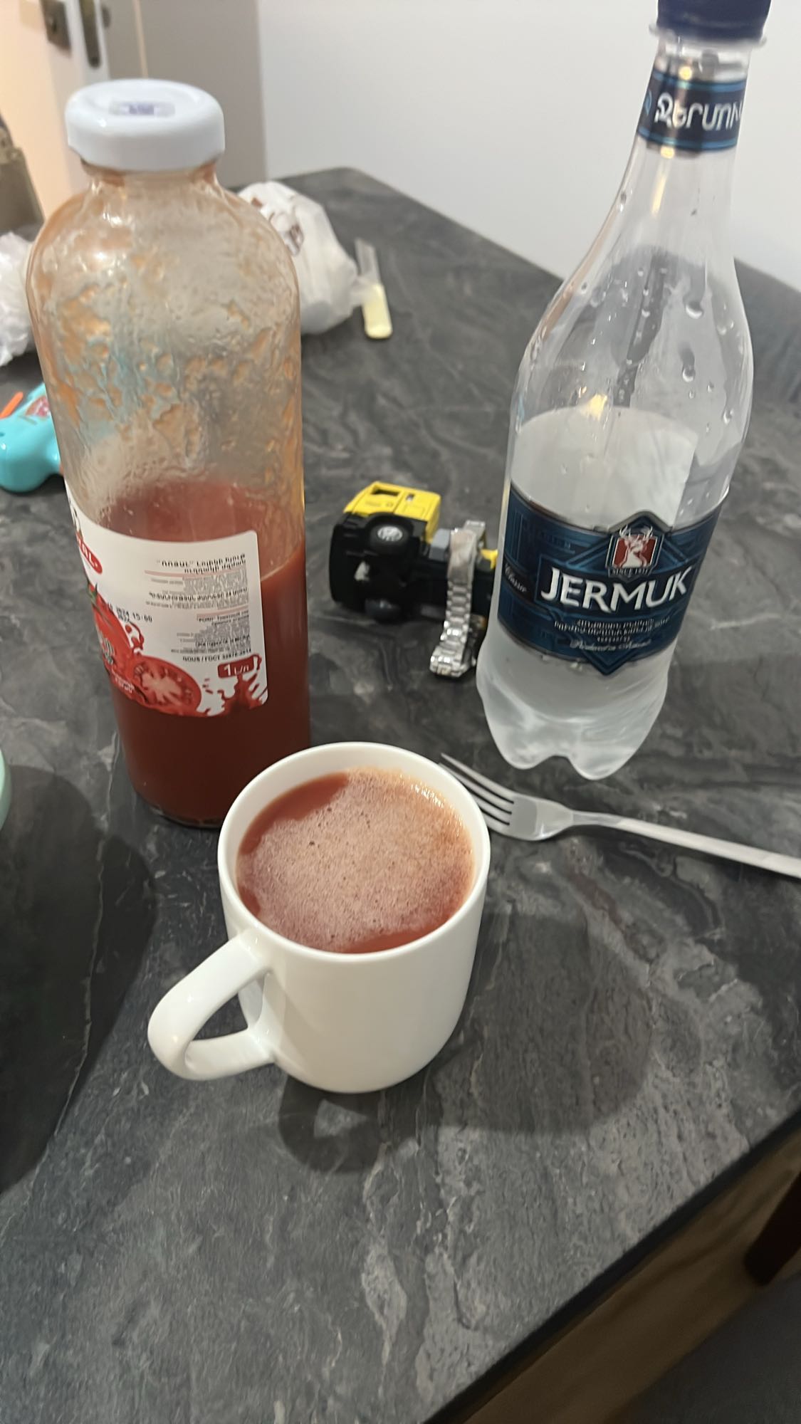 լոլիկի հյութ