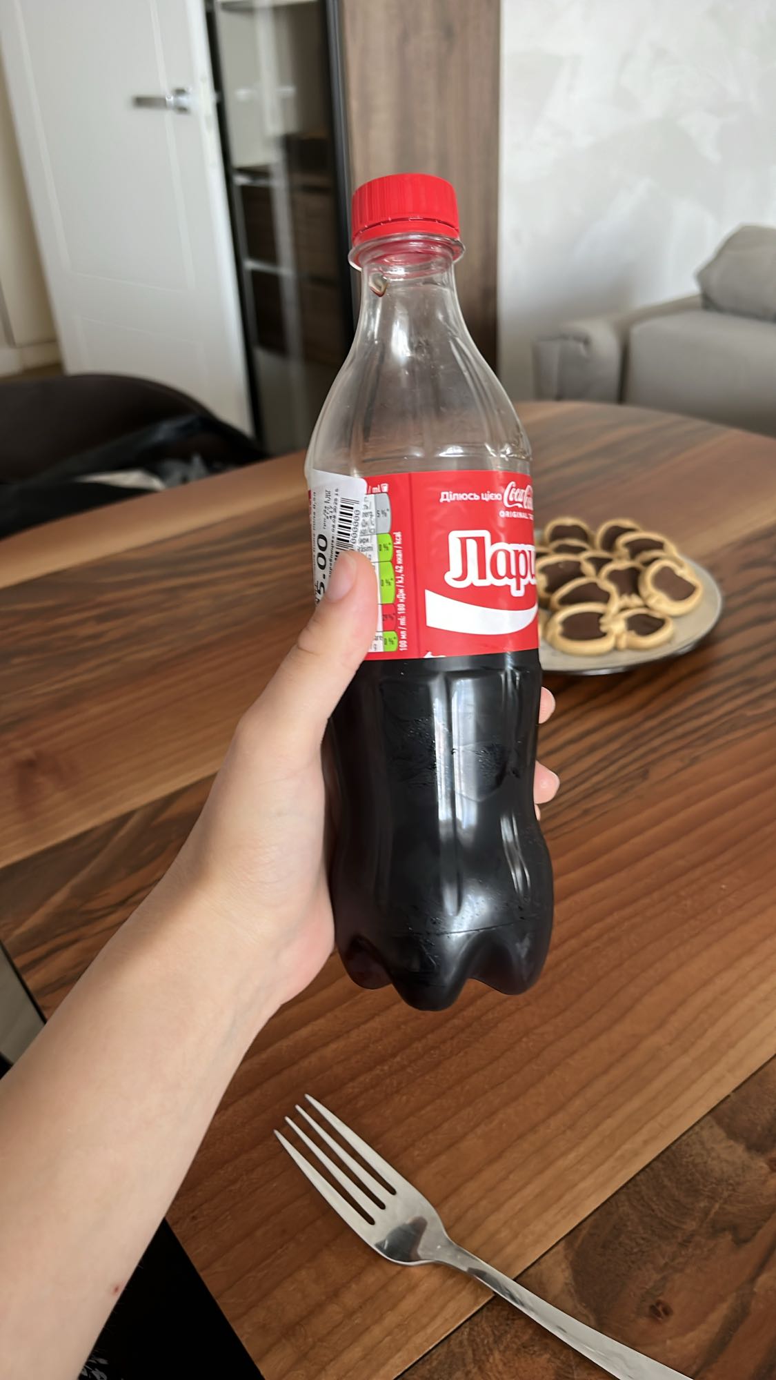 Кола та печиво