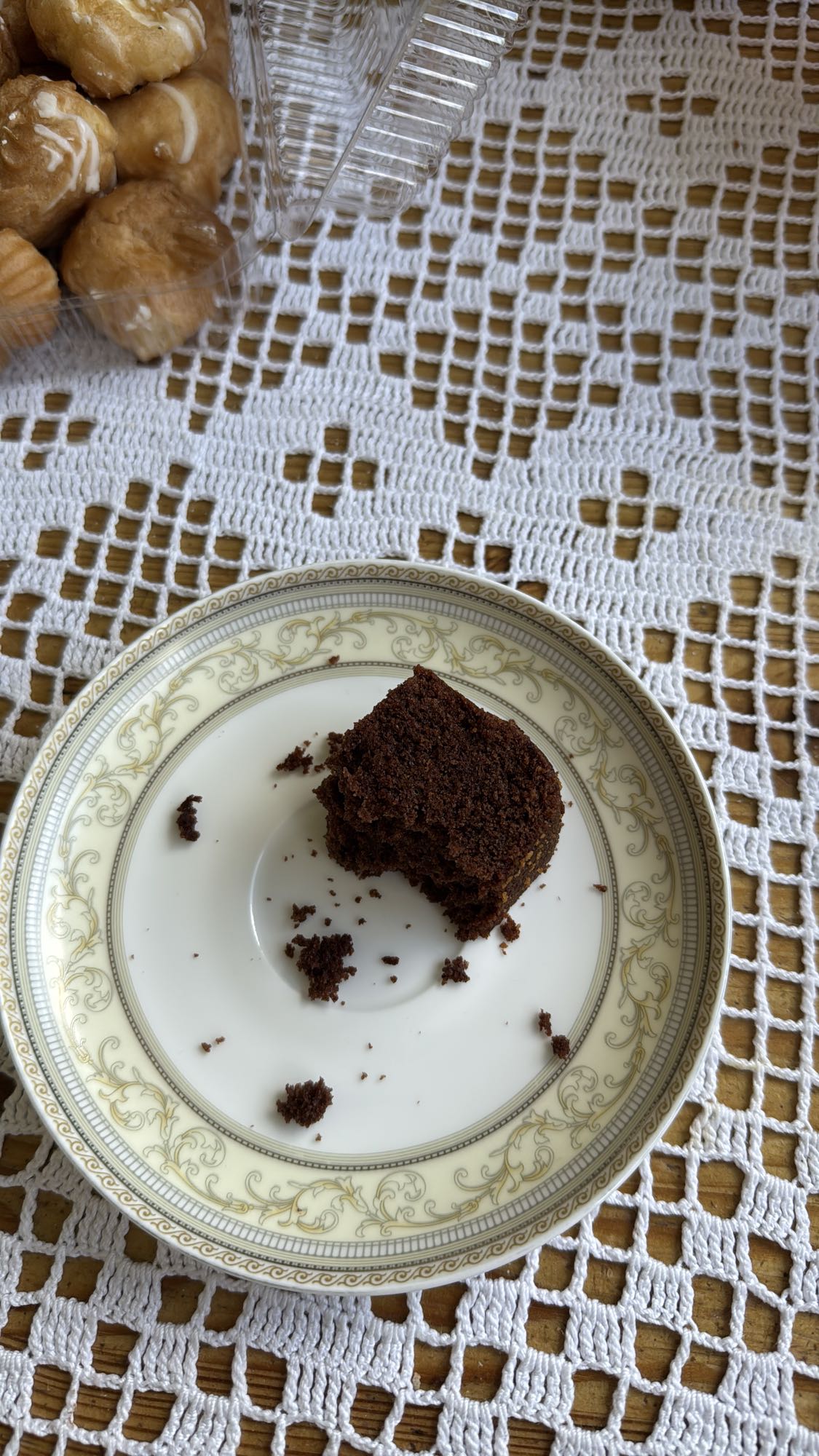 Chocolate cake slice