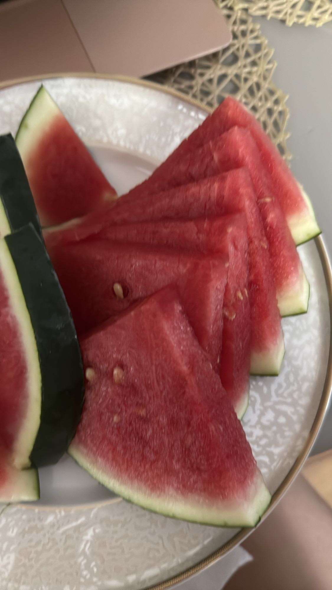 Арбузные дольки