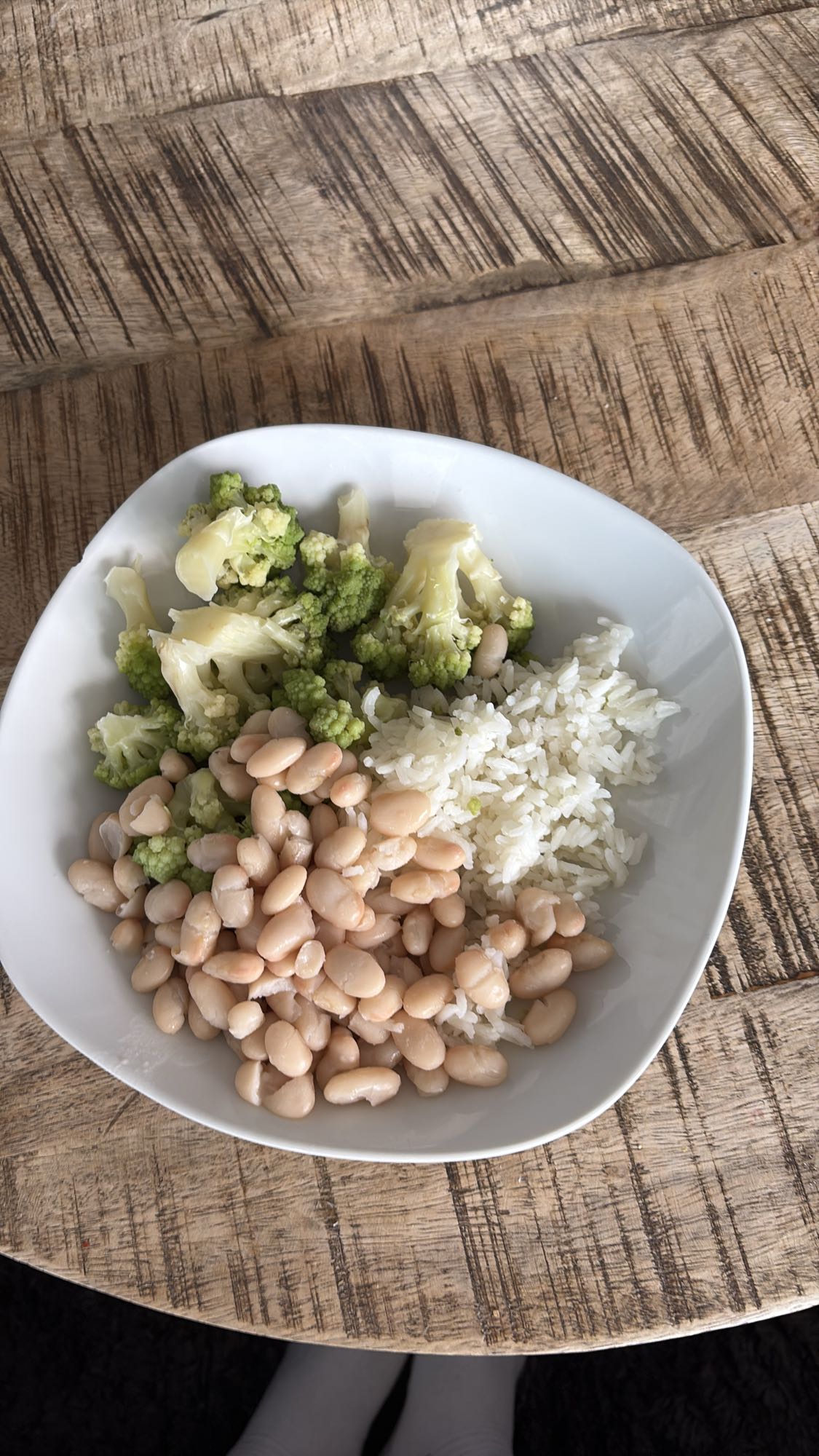 bonen met rijst en broccoli