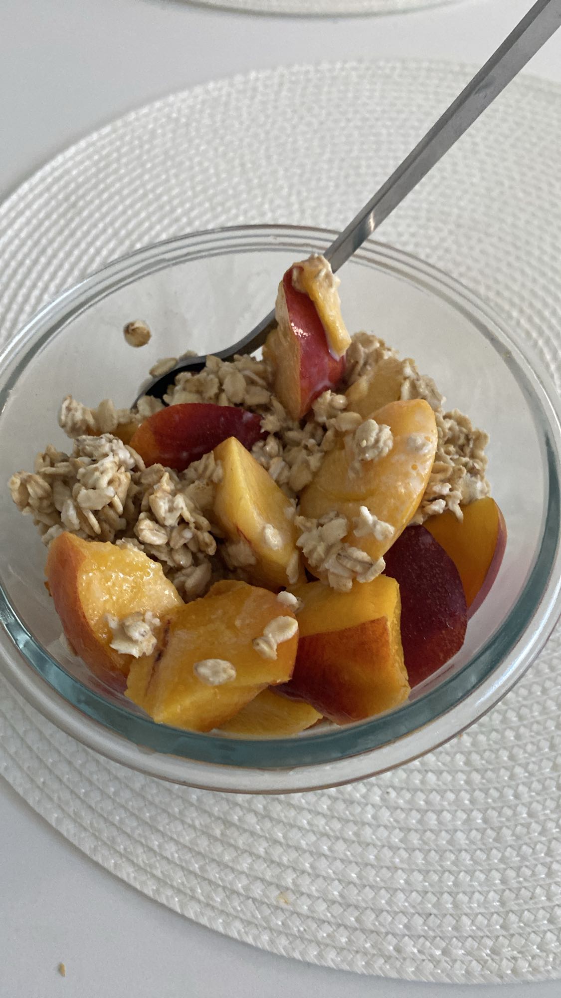 Owsianka z brzoskwinią