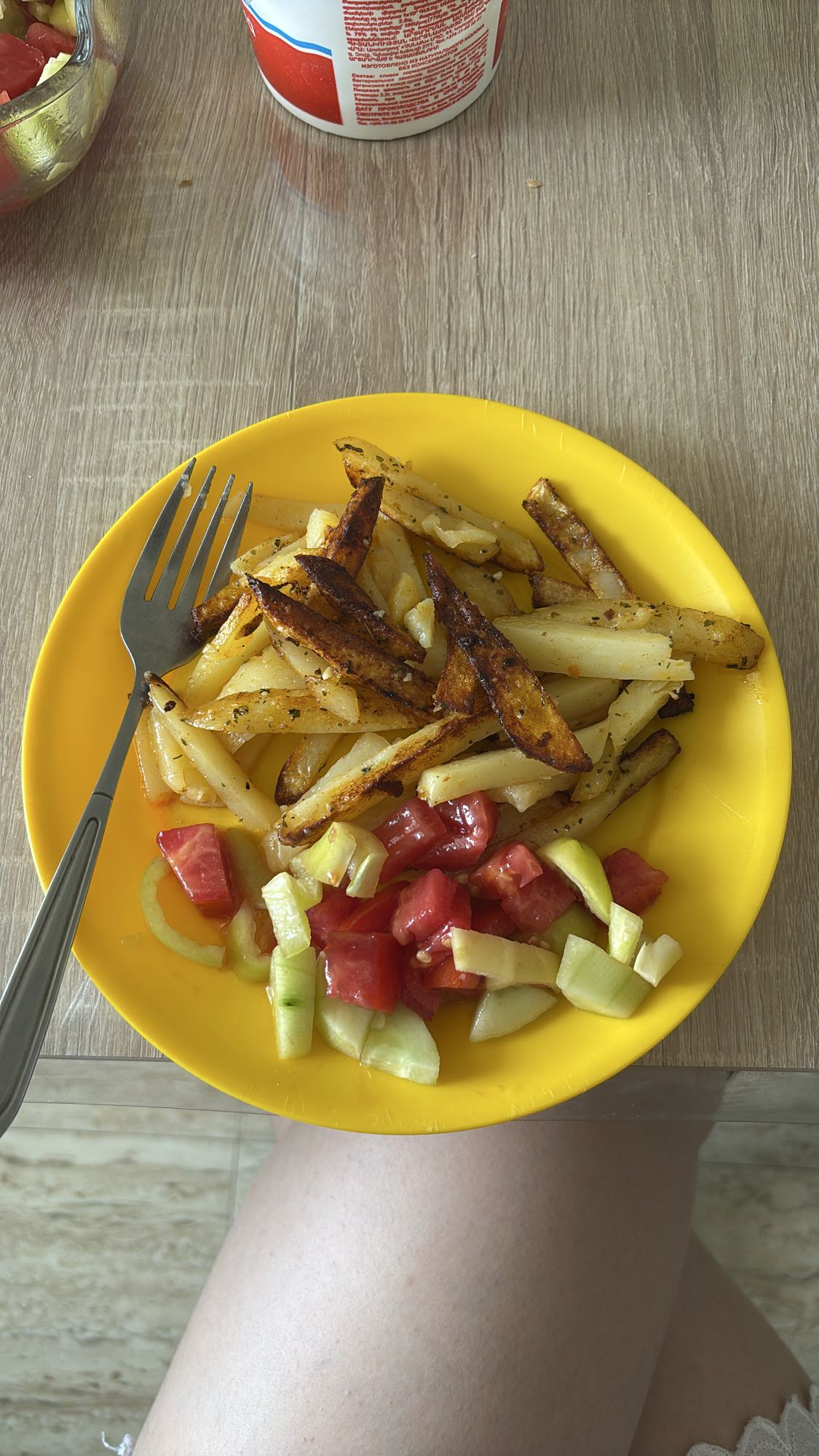 Fries with salad