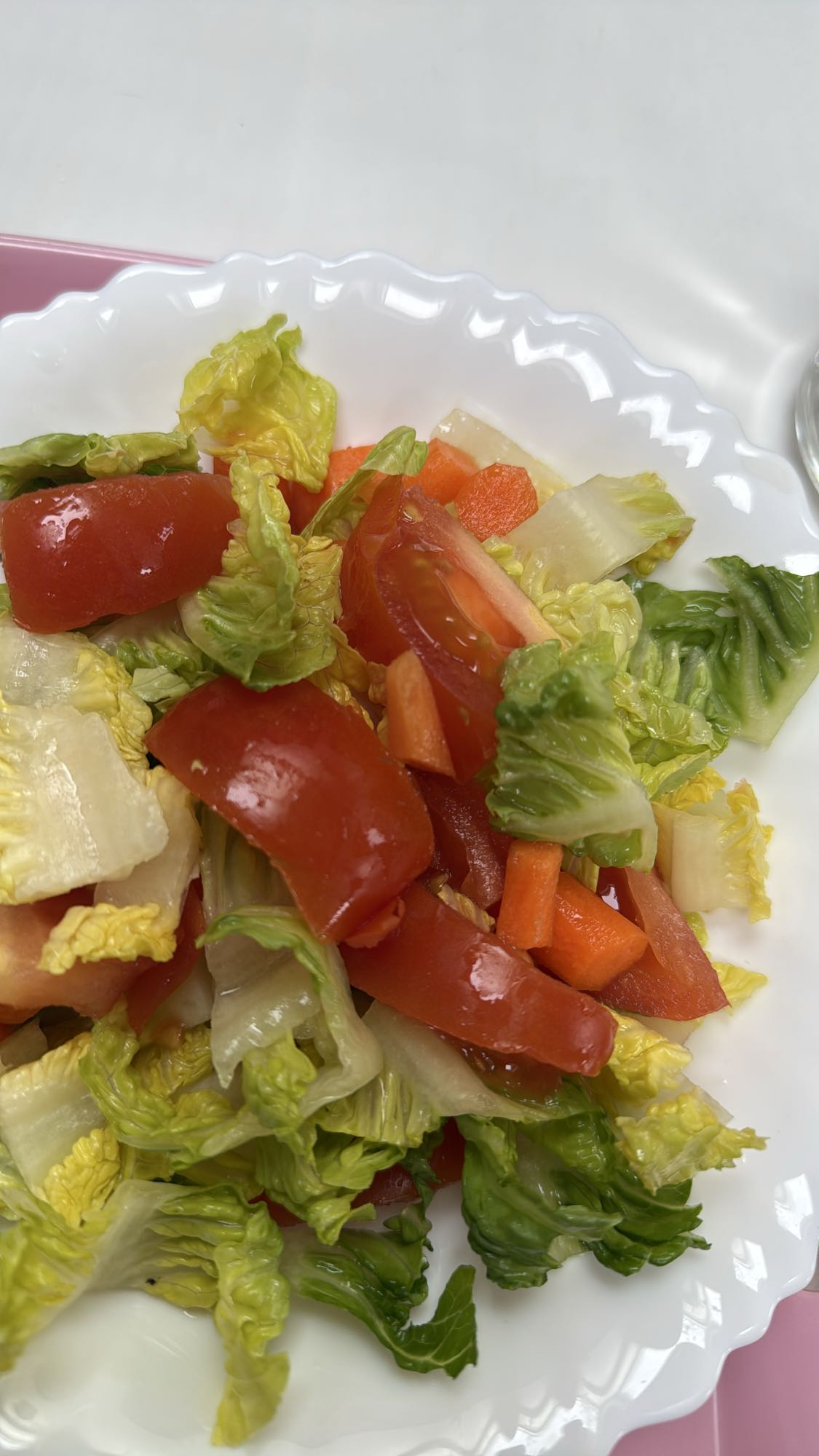 Frisk grønnsakssalat