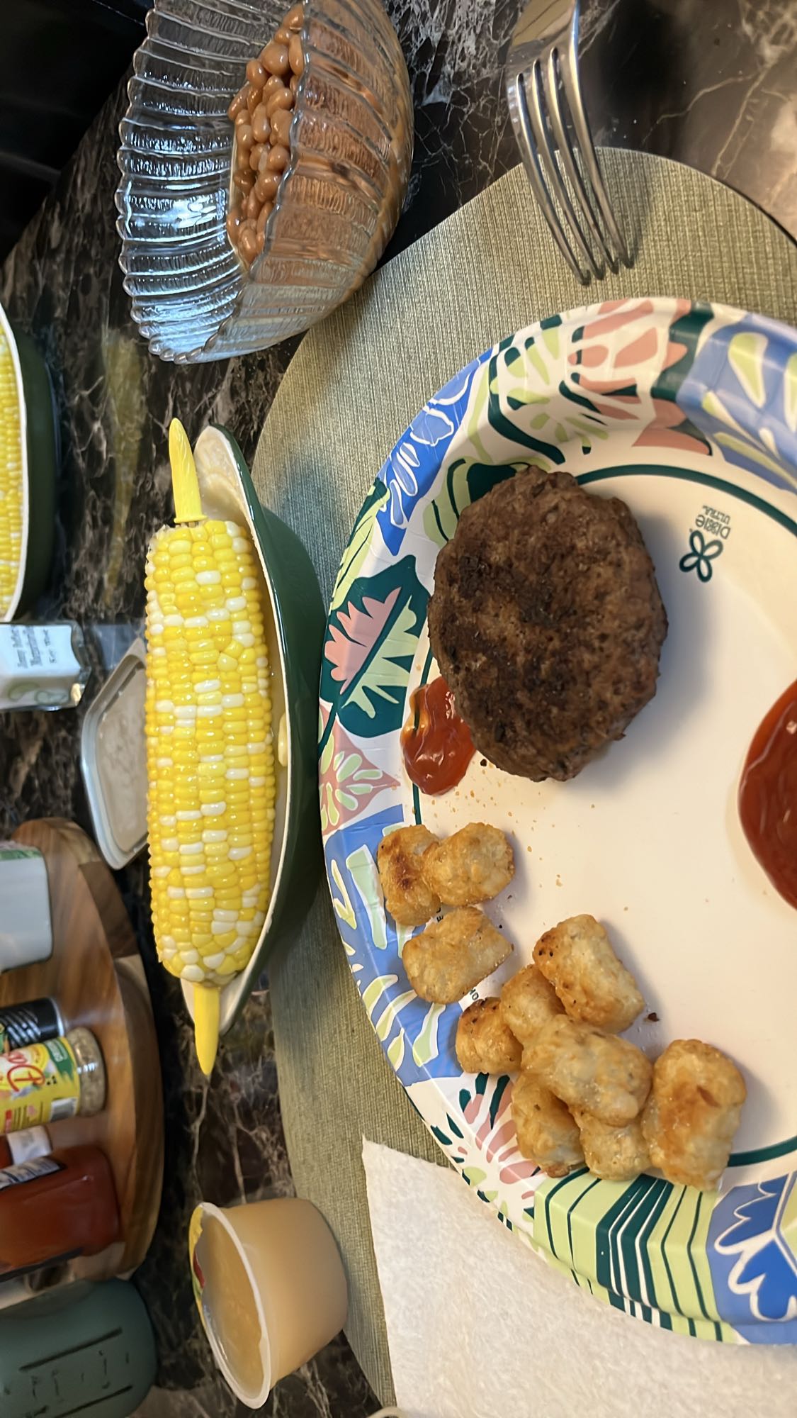 Burger, Corn, Beans & Sides