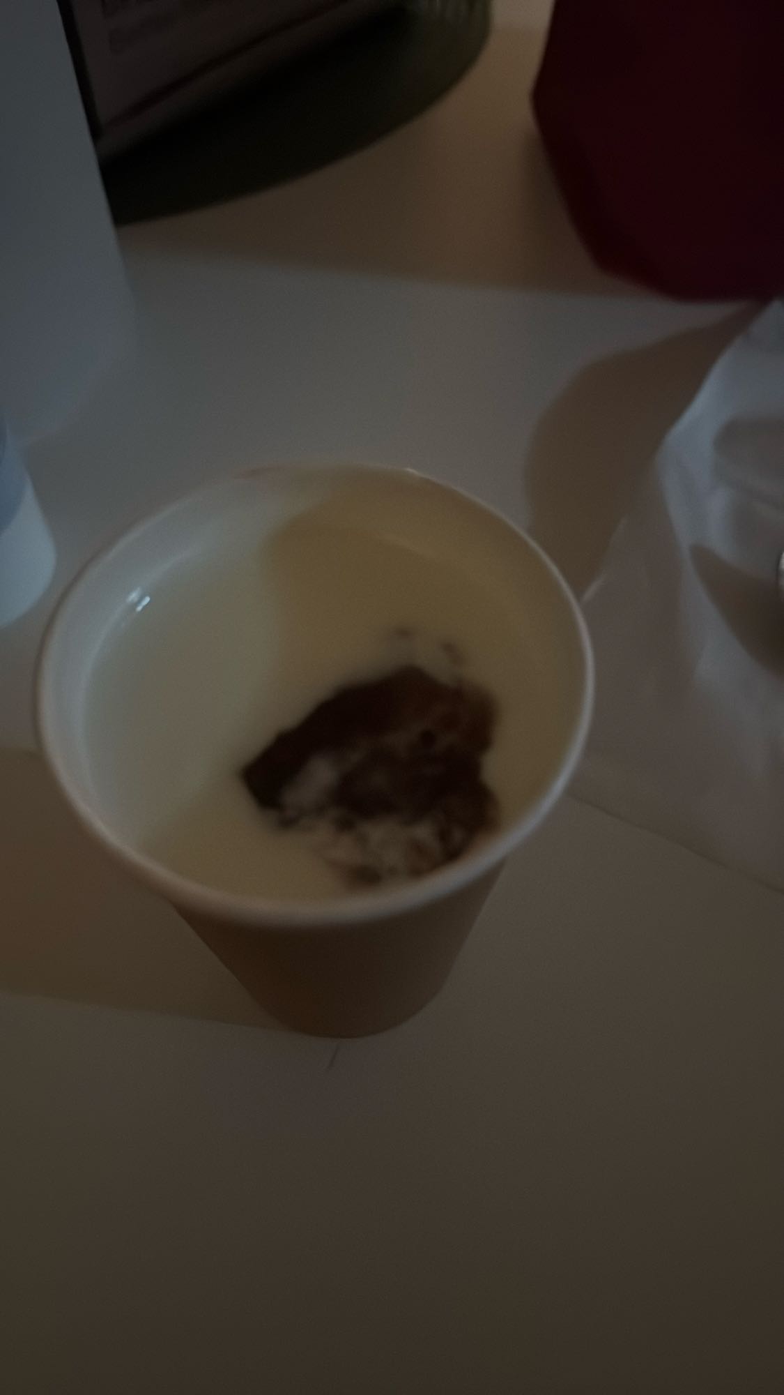 Vaniljyoghurt med sylt