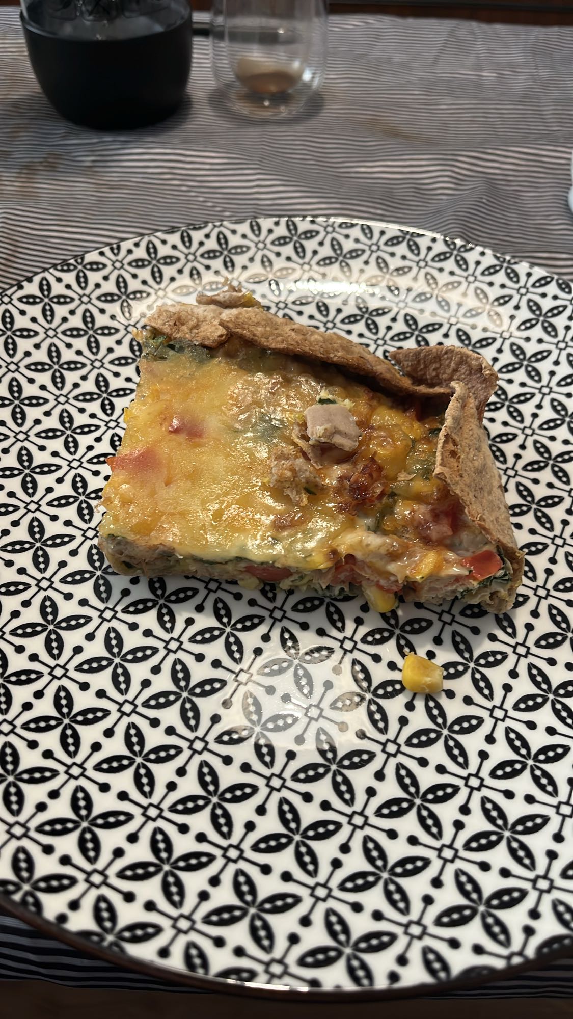 Киш с риба тон и зеленчуци