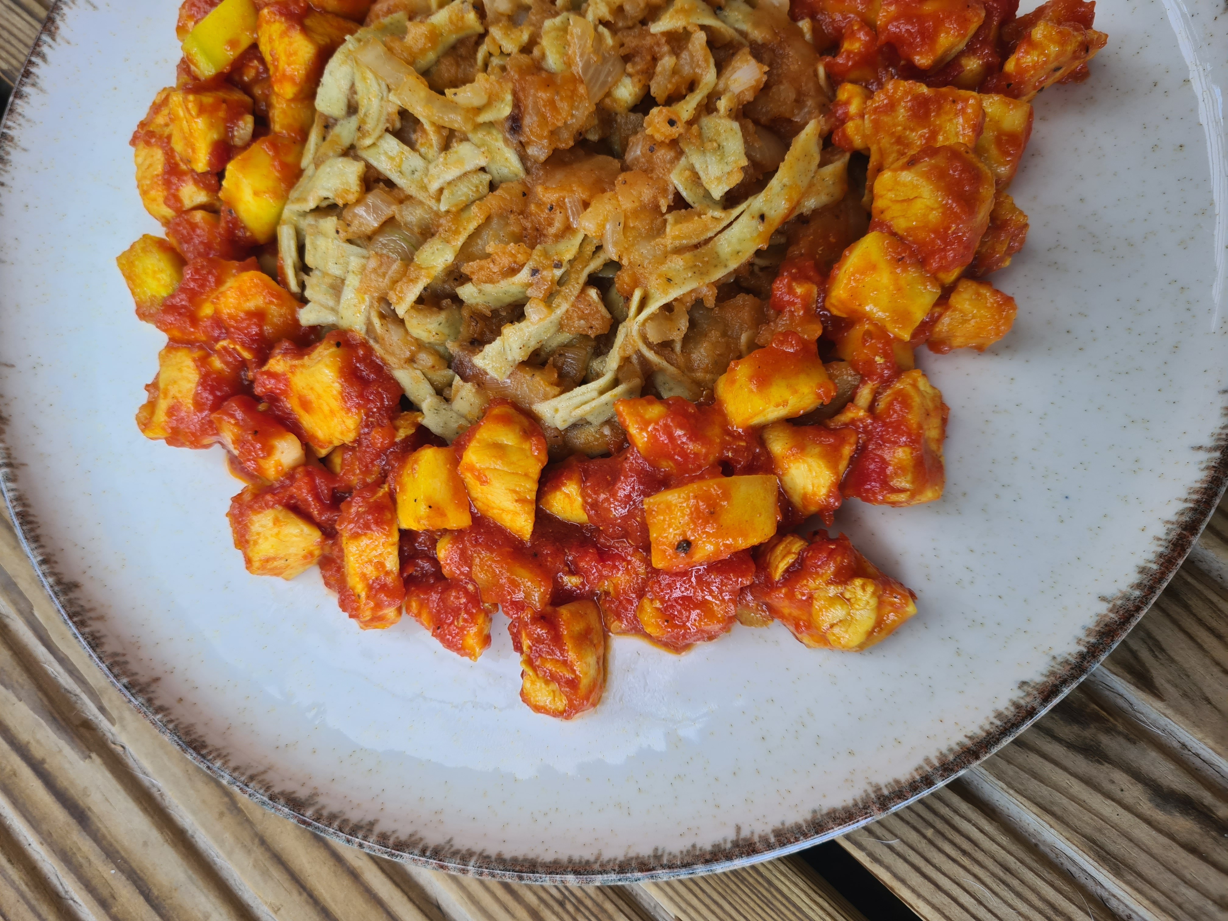 Chicken tomato pasta nest