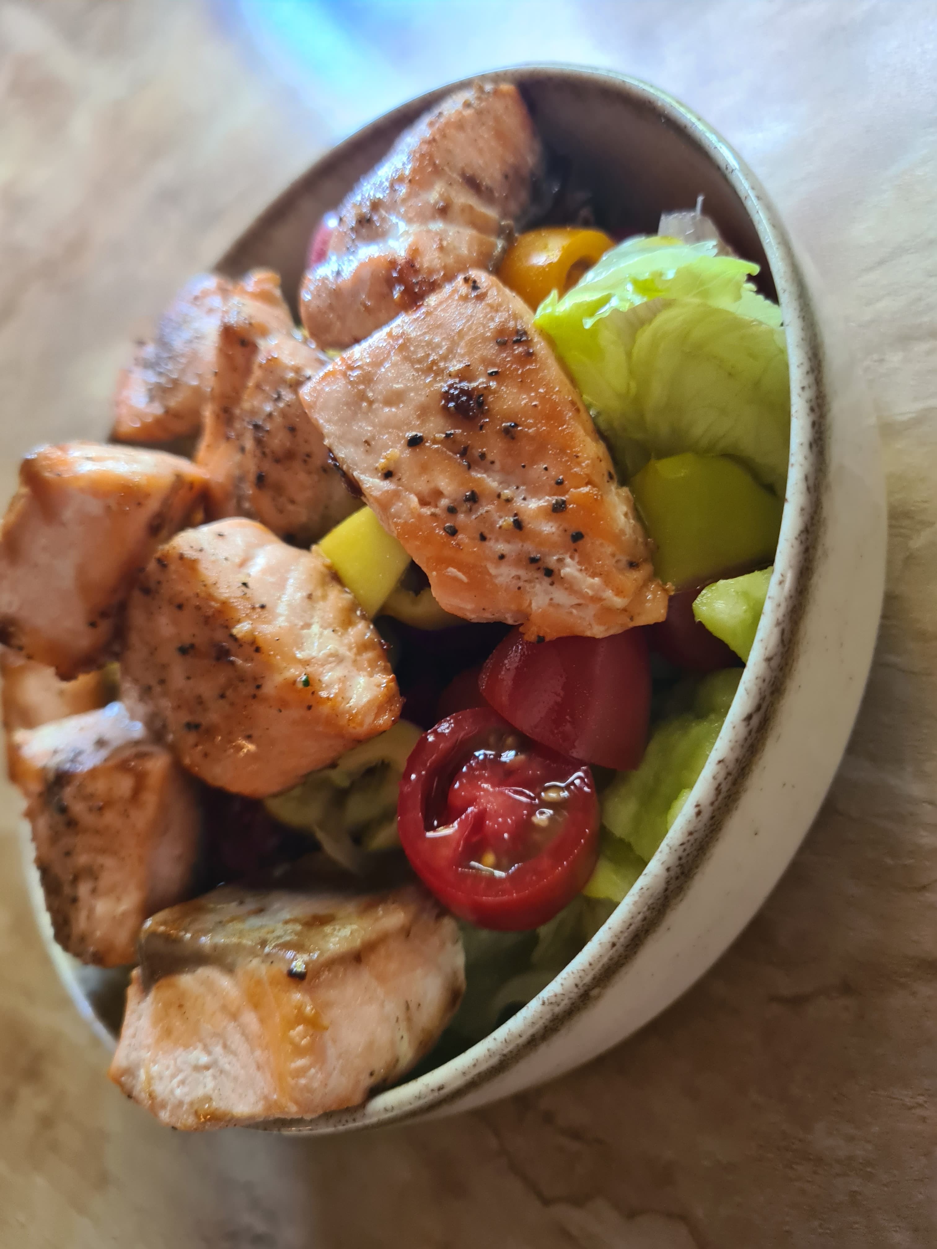 Salmon Veggie Bowl