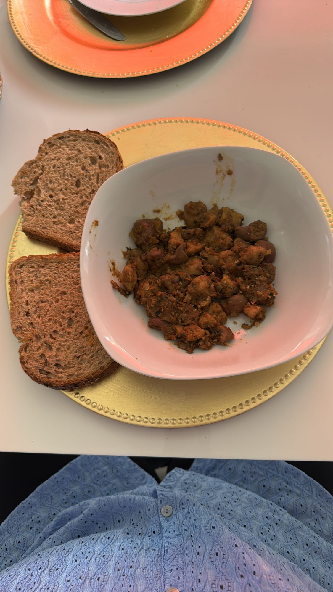 Volkorenbrood met kippenlevertjes