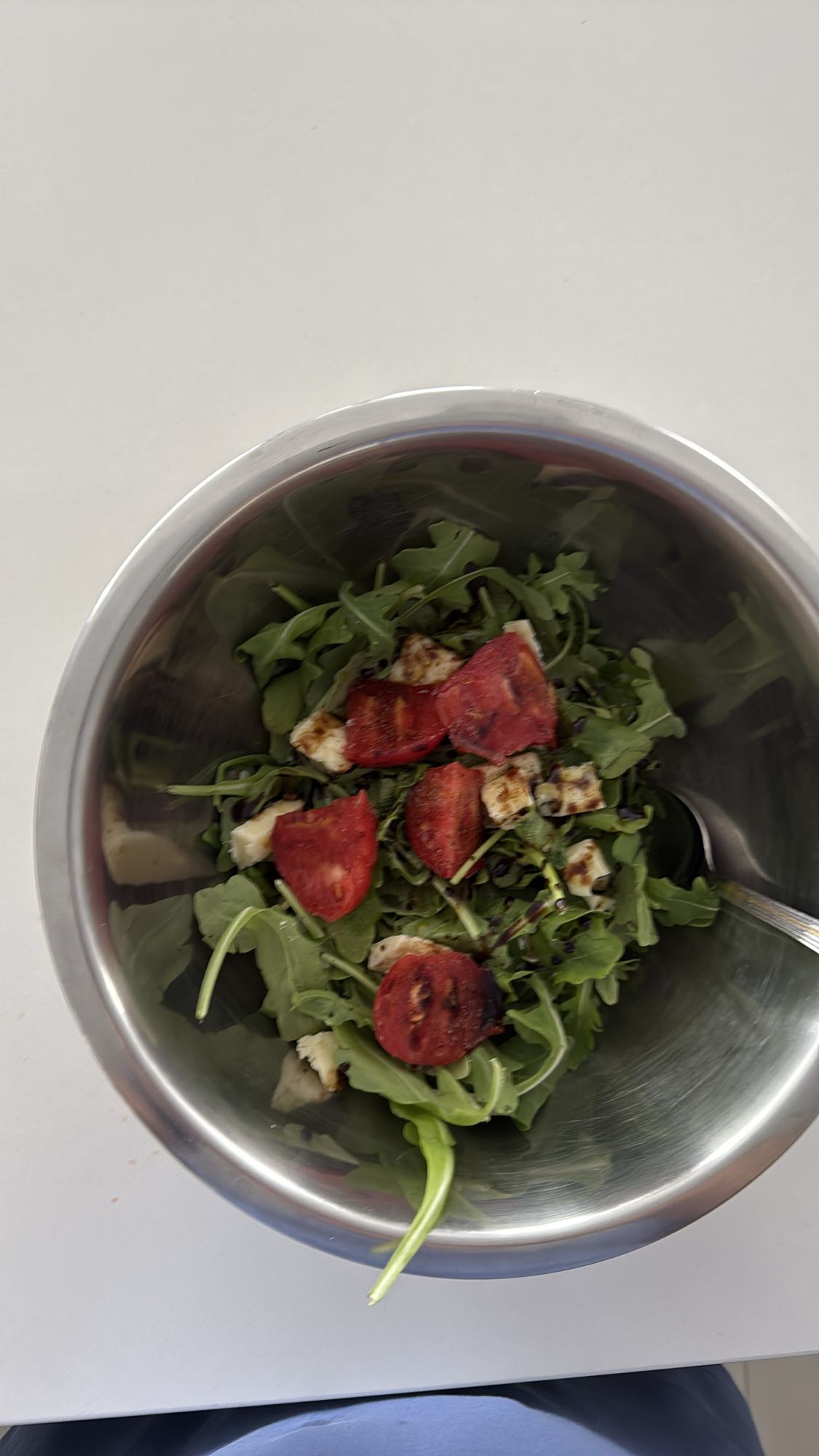 Salade roquette tomate