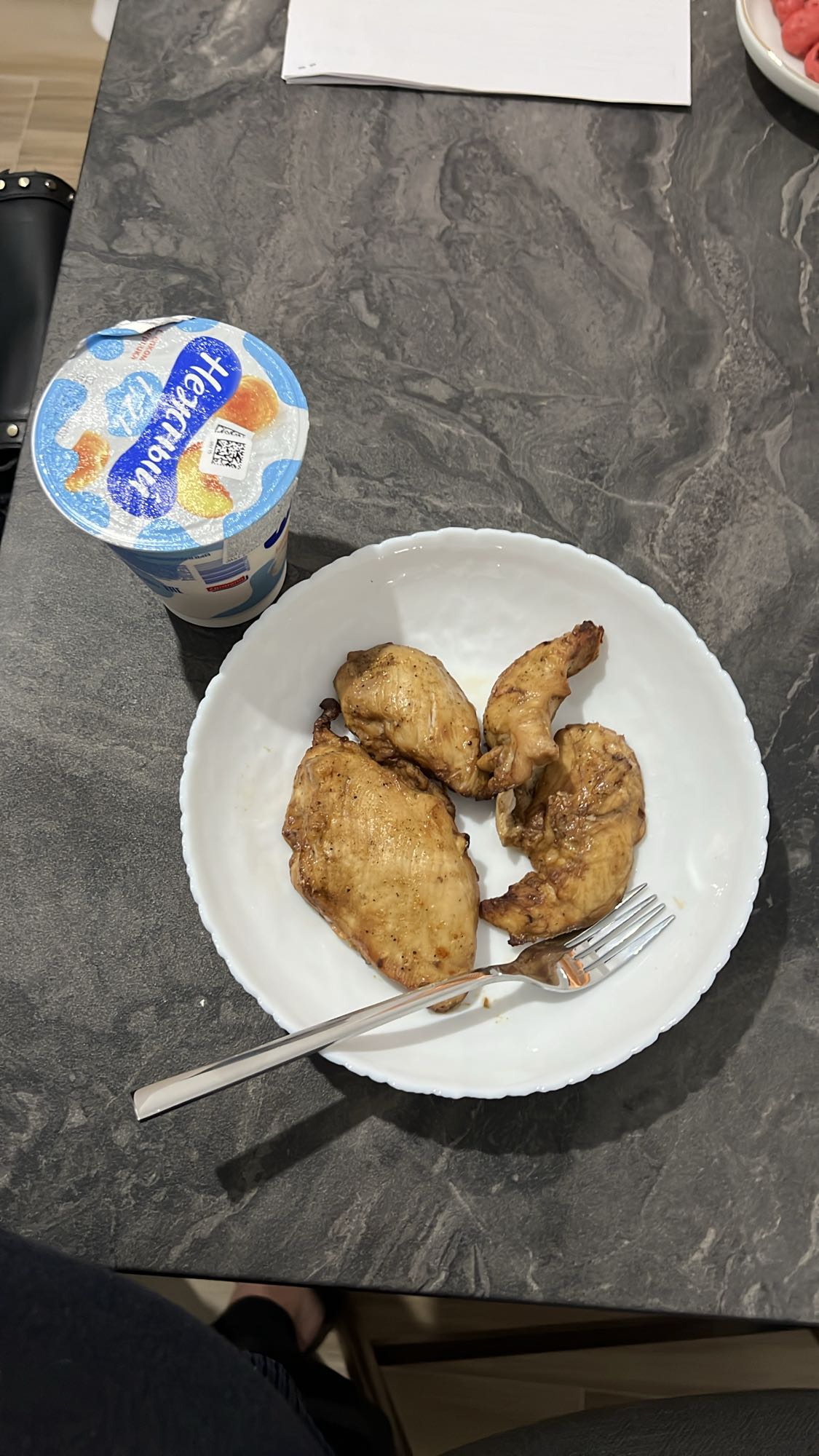 հավ և յոգուրտ