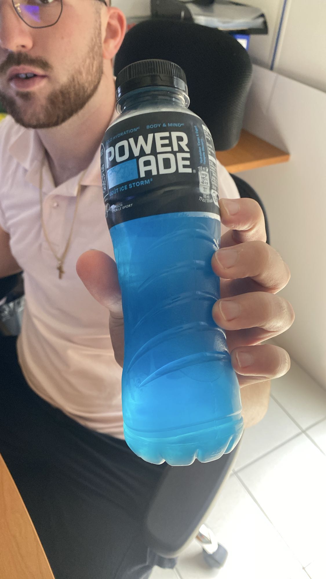 Boisson Powerade bleue