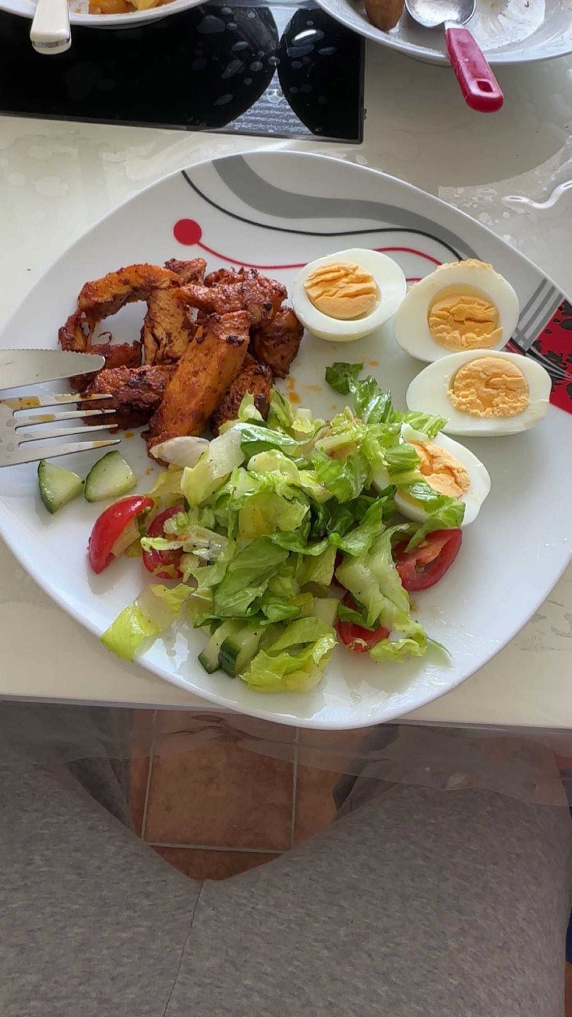 Kyckling, ägg & sallad