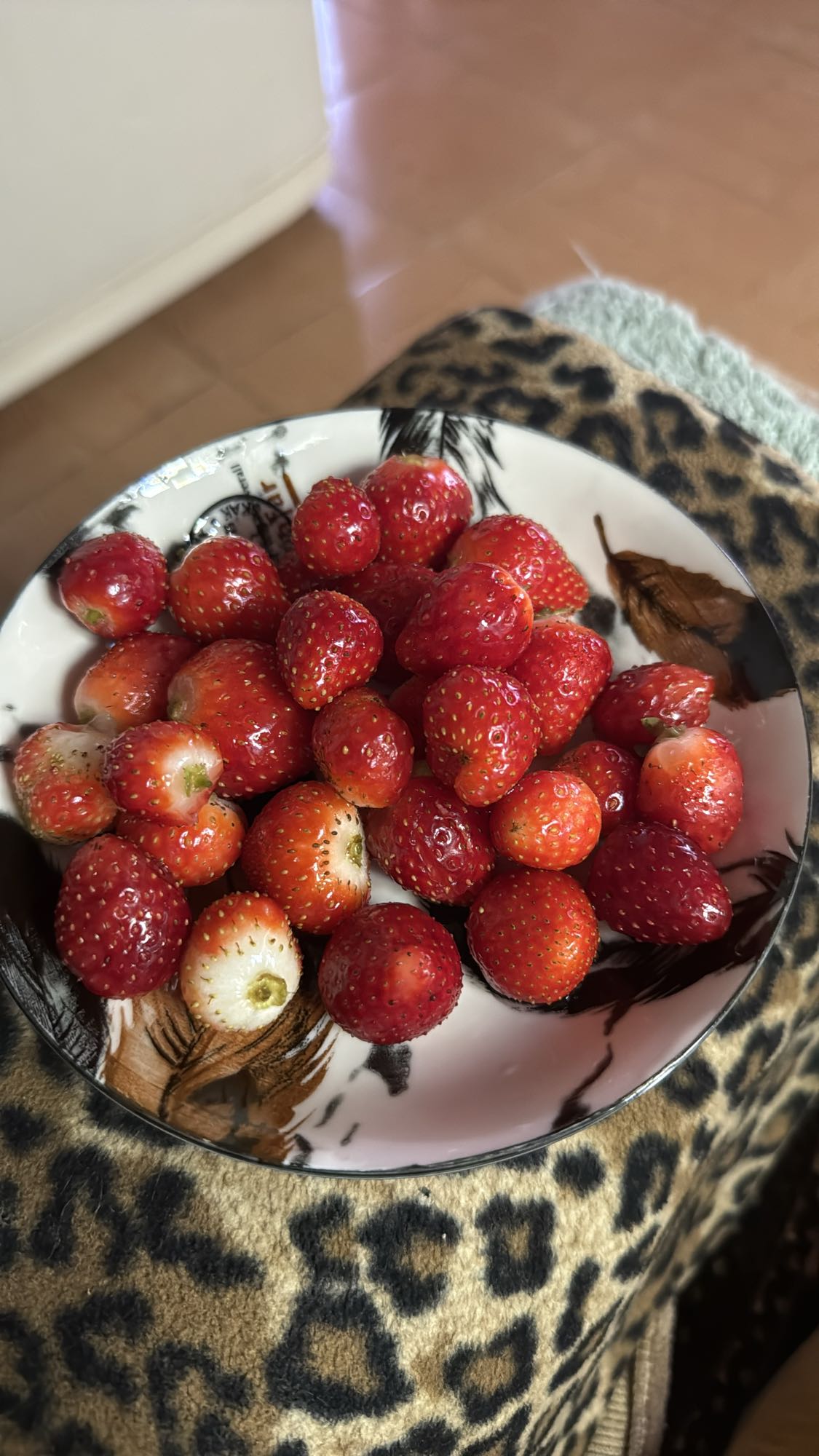 тарелка клубники