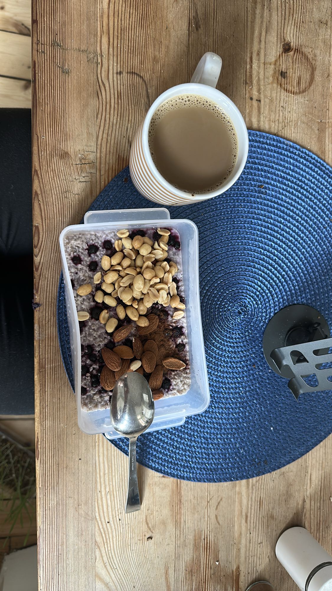 Havregrynsgröt med nötter