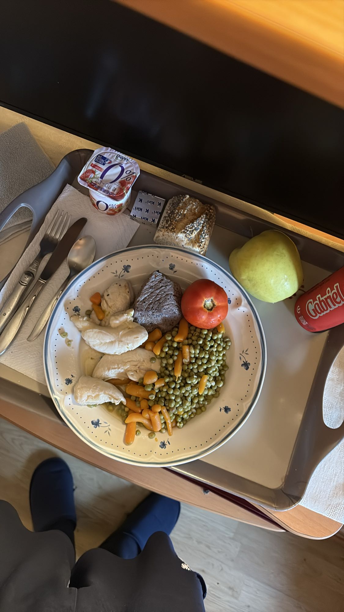 Déjeuner équilibré hôpital