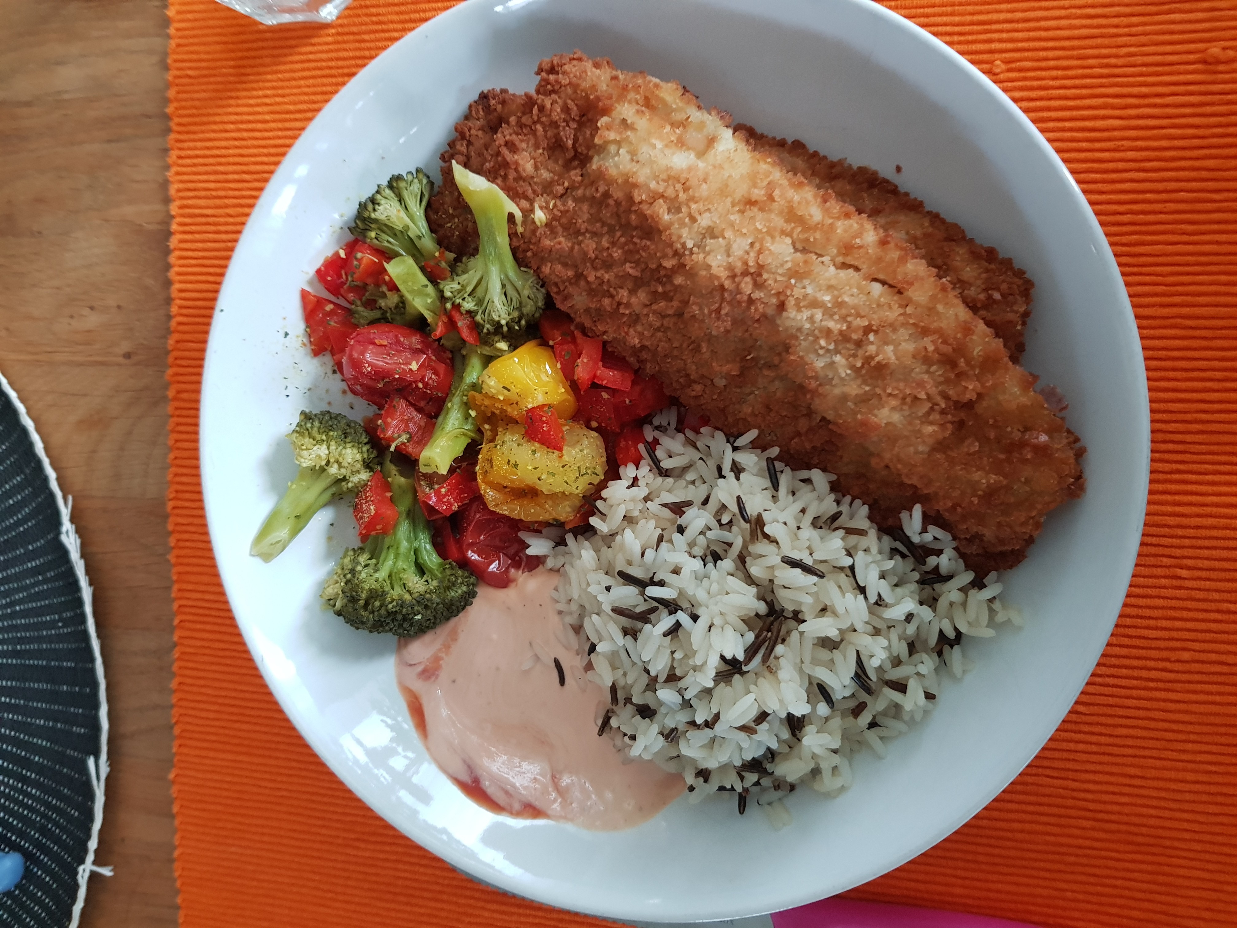 Panierte Fischfilet Bowl