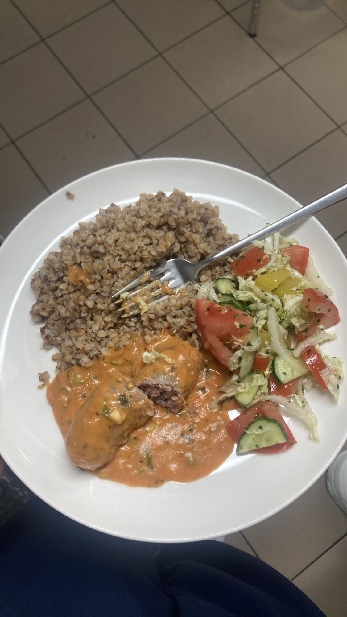 Buckwheat with meat rolls