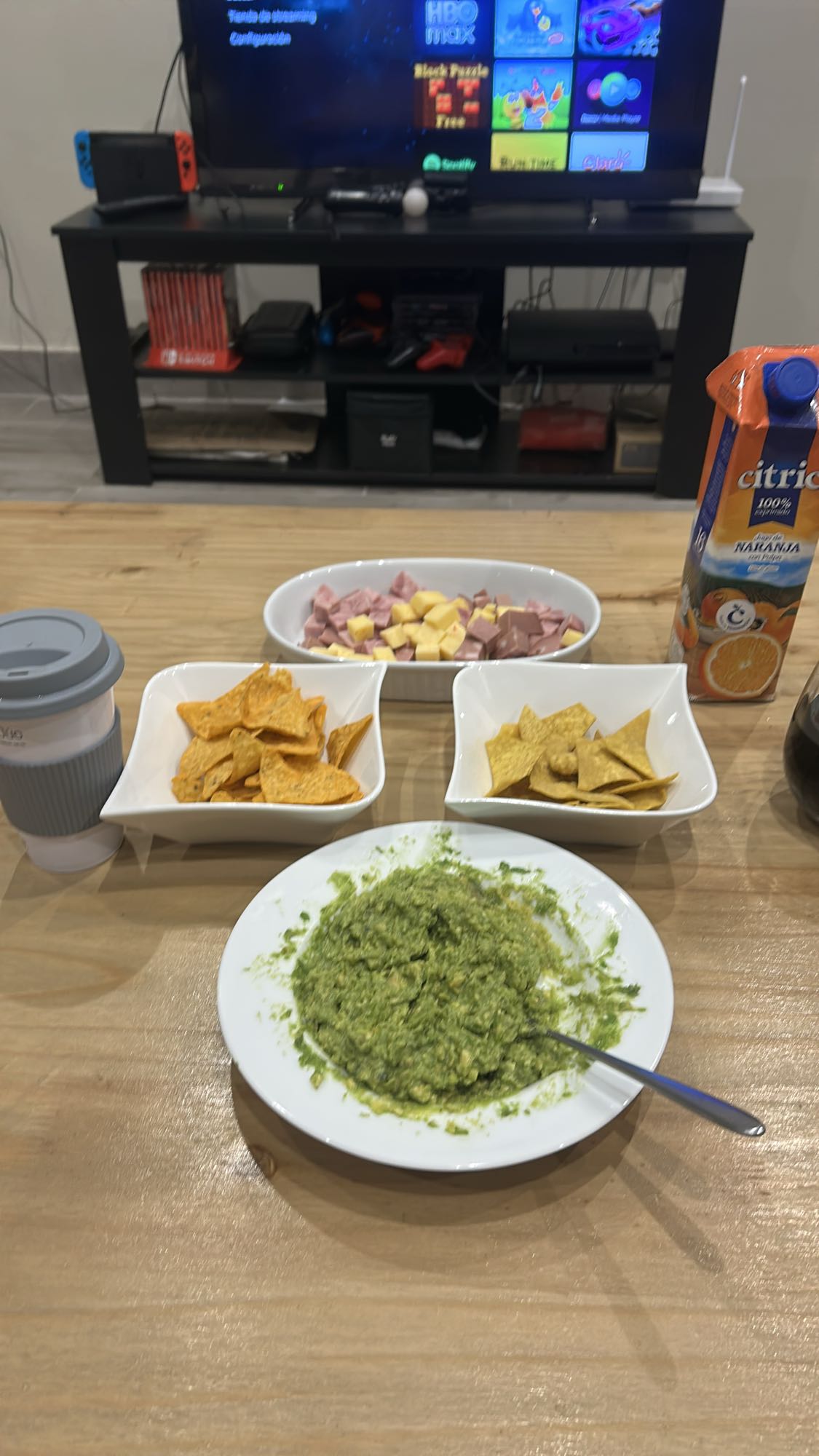 Botana con guacamole