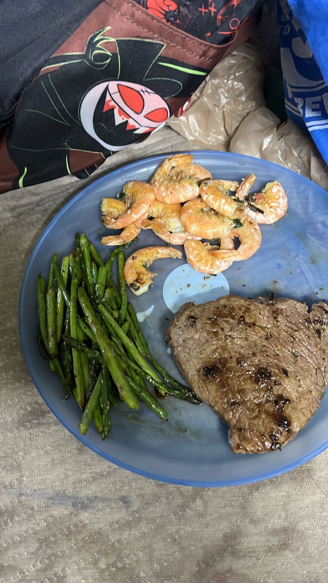 Steak, Shrimp, Asparagus Plate