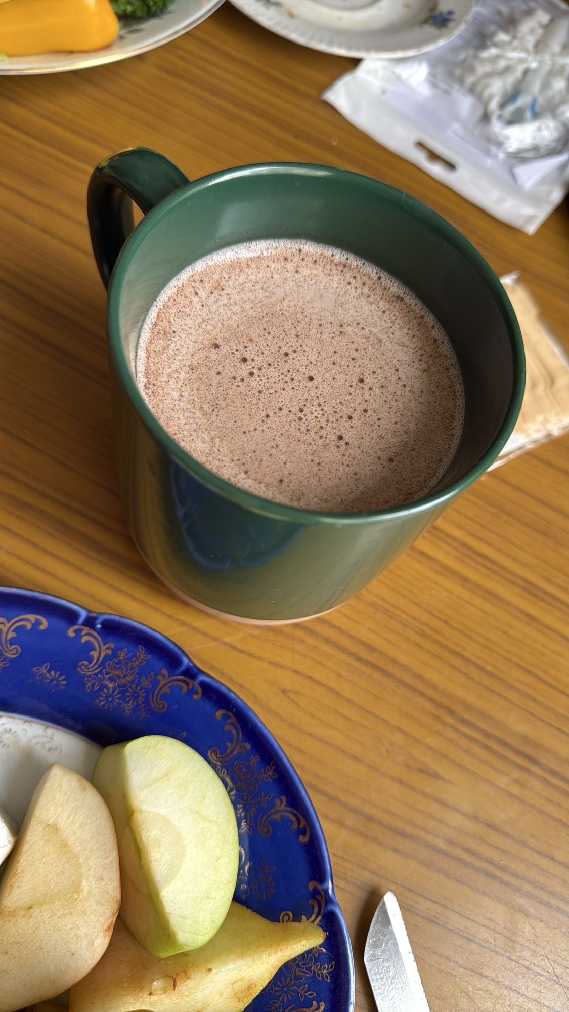 Hot cocoa with fruit