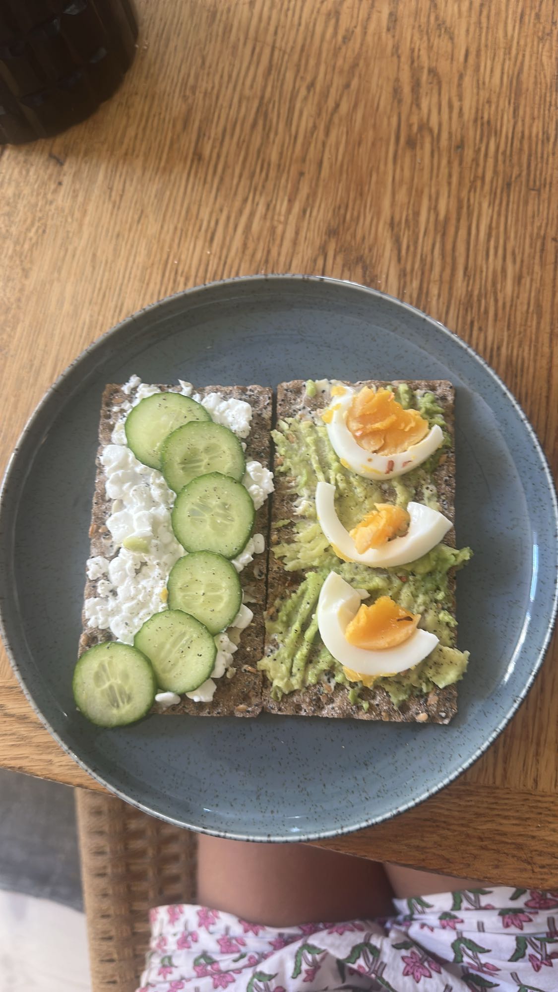 Knäckebröd med pålägg