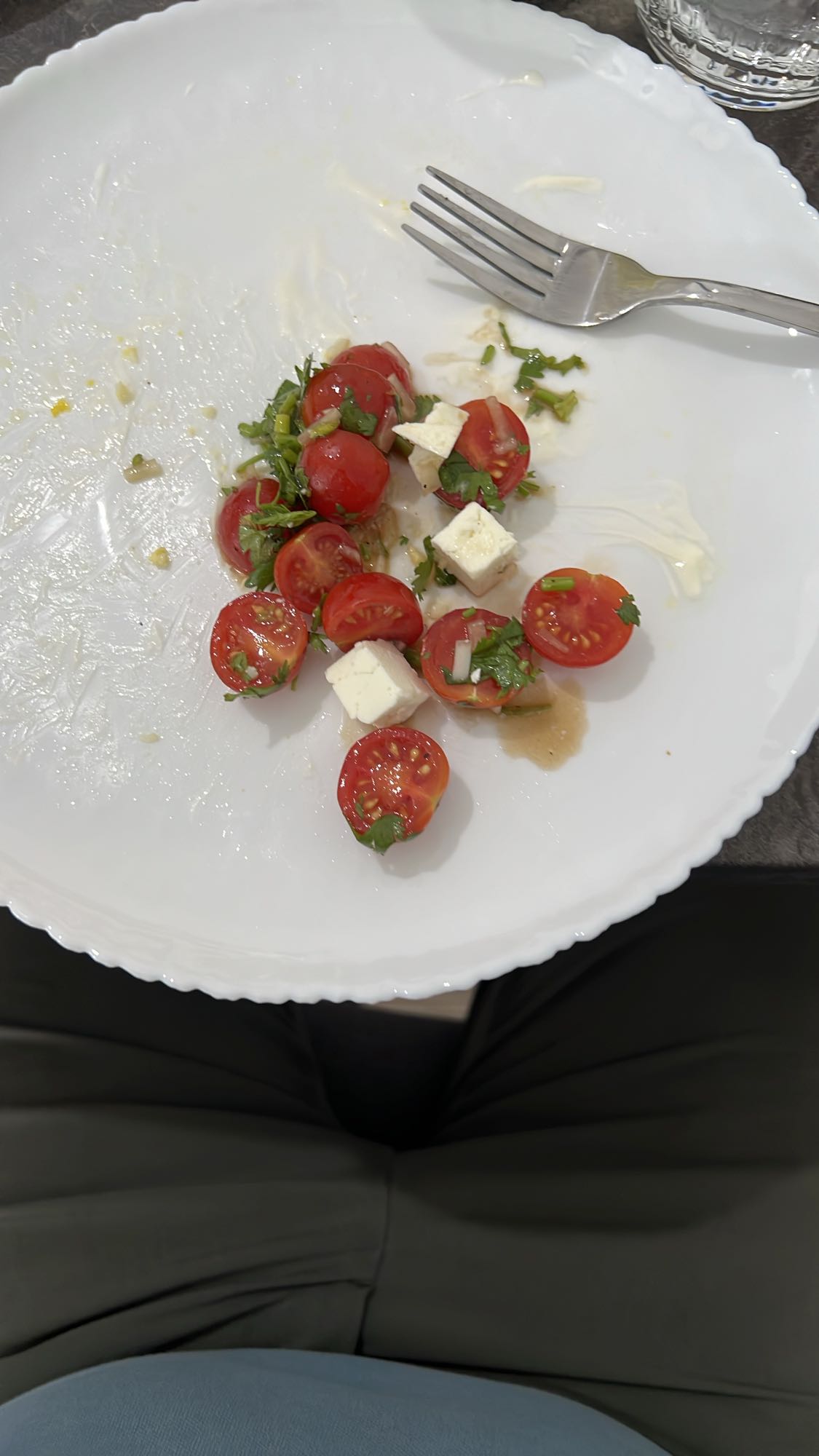 պանիրով լոլիկի աղցան