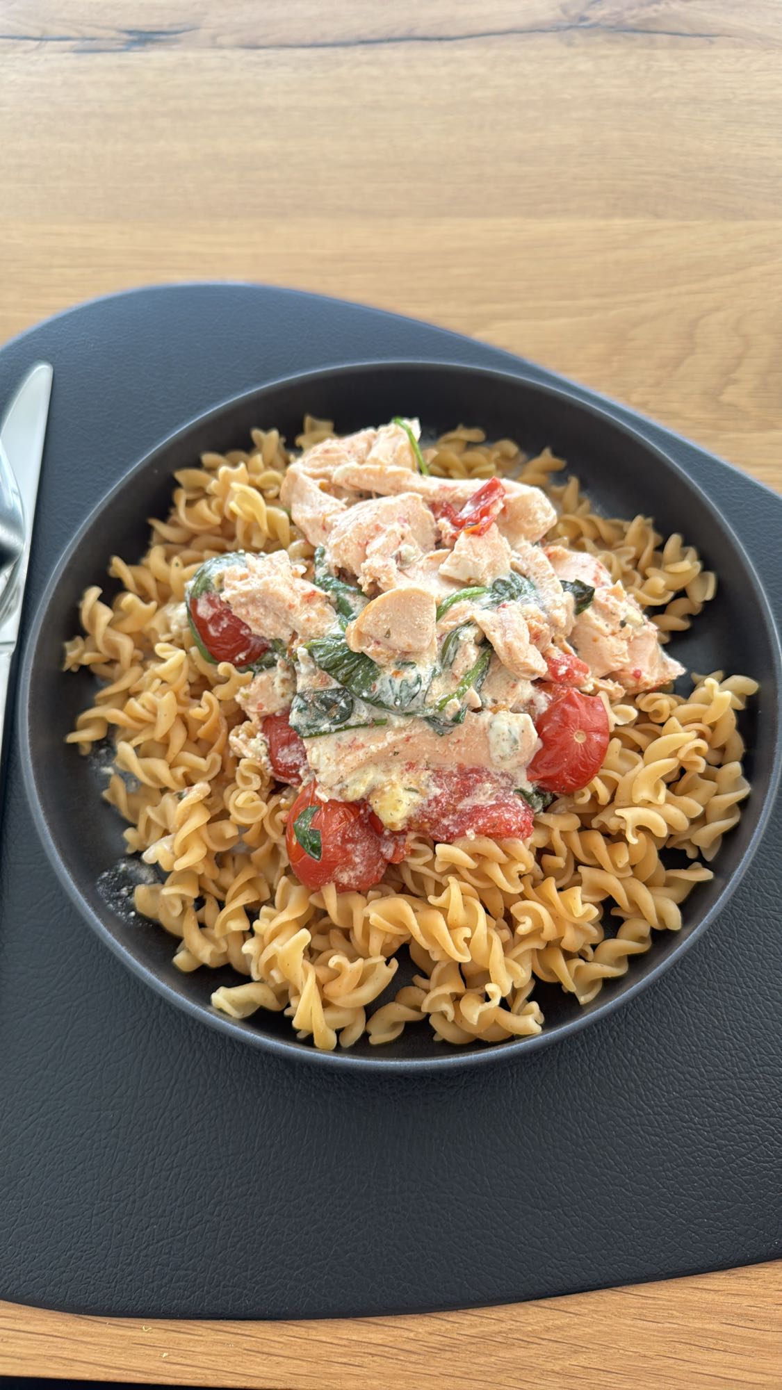 Pâtes au saumon et légumes