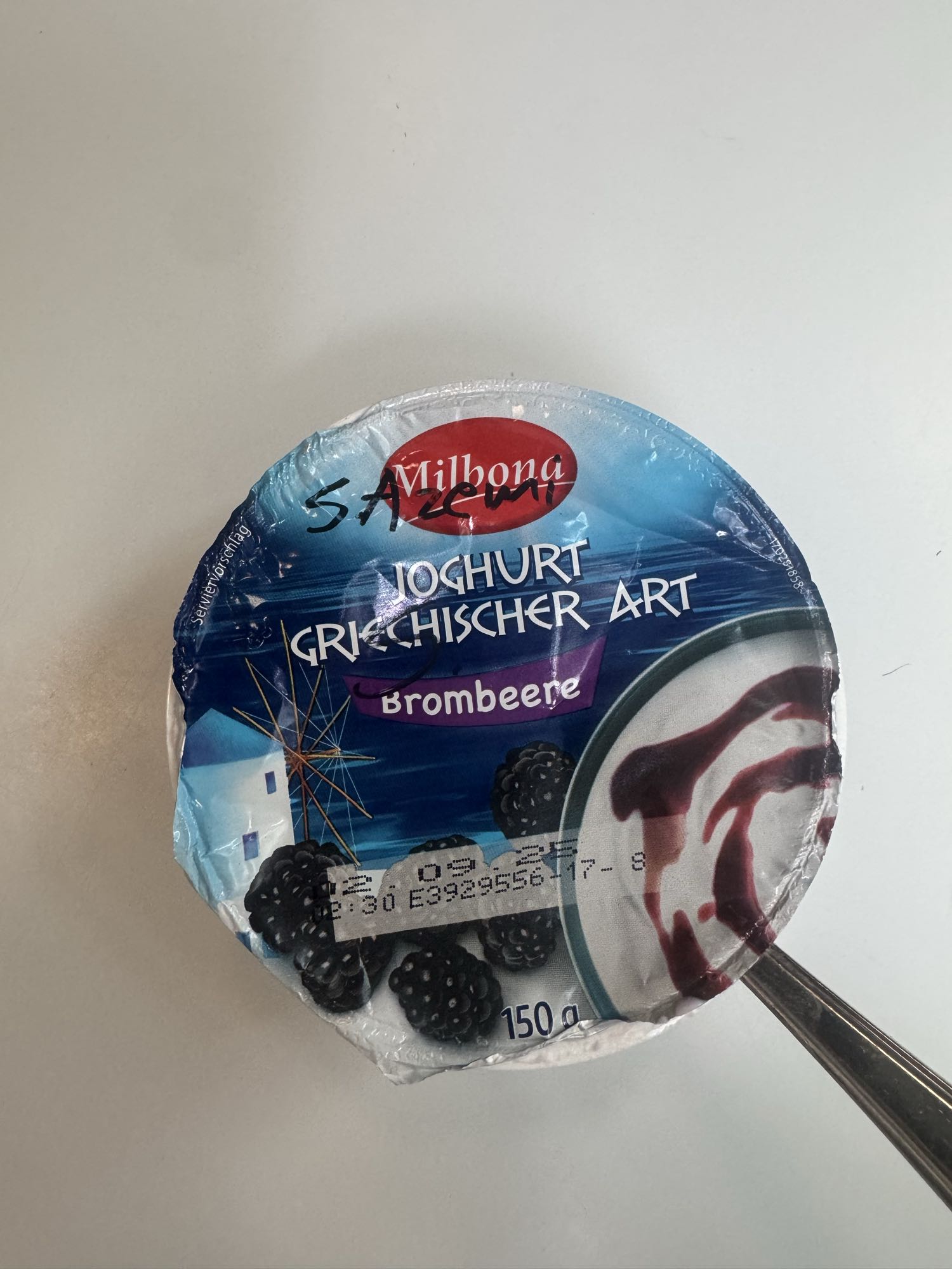 Griechischer Joghurt Brombeere