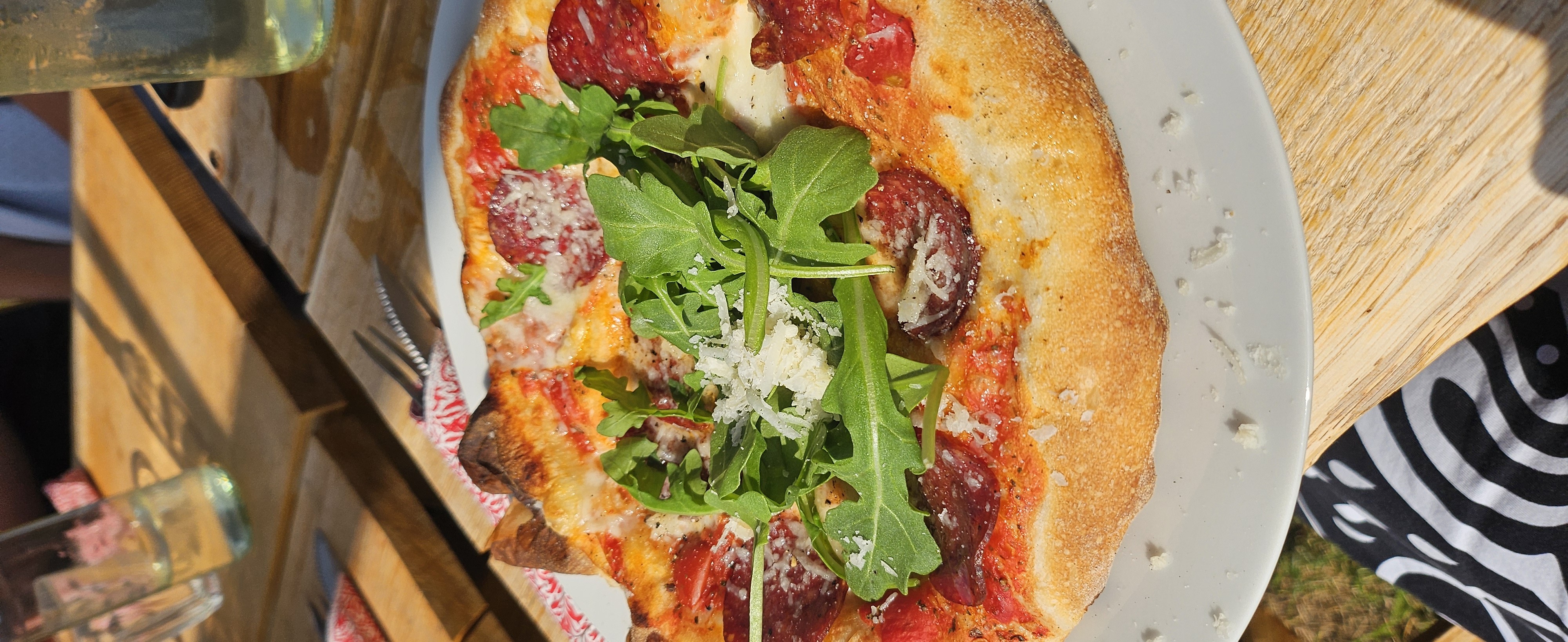 Pizza med ruccola